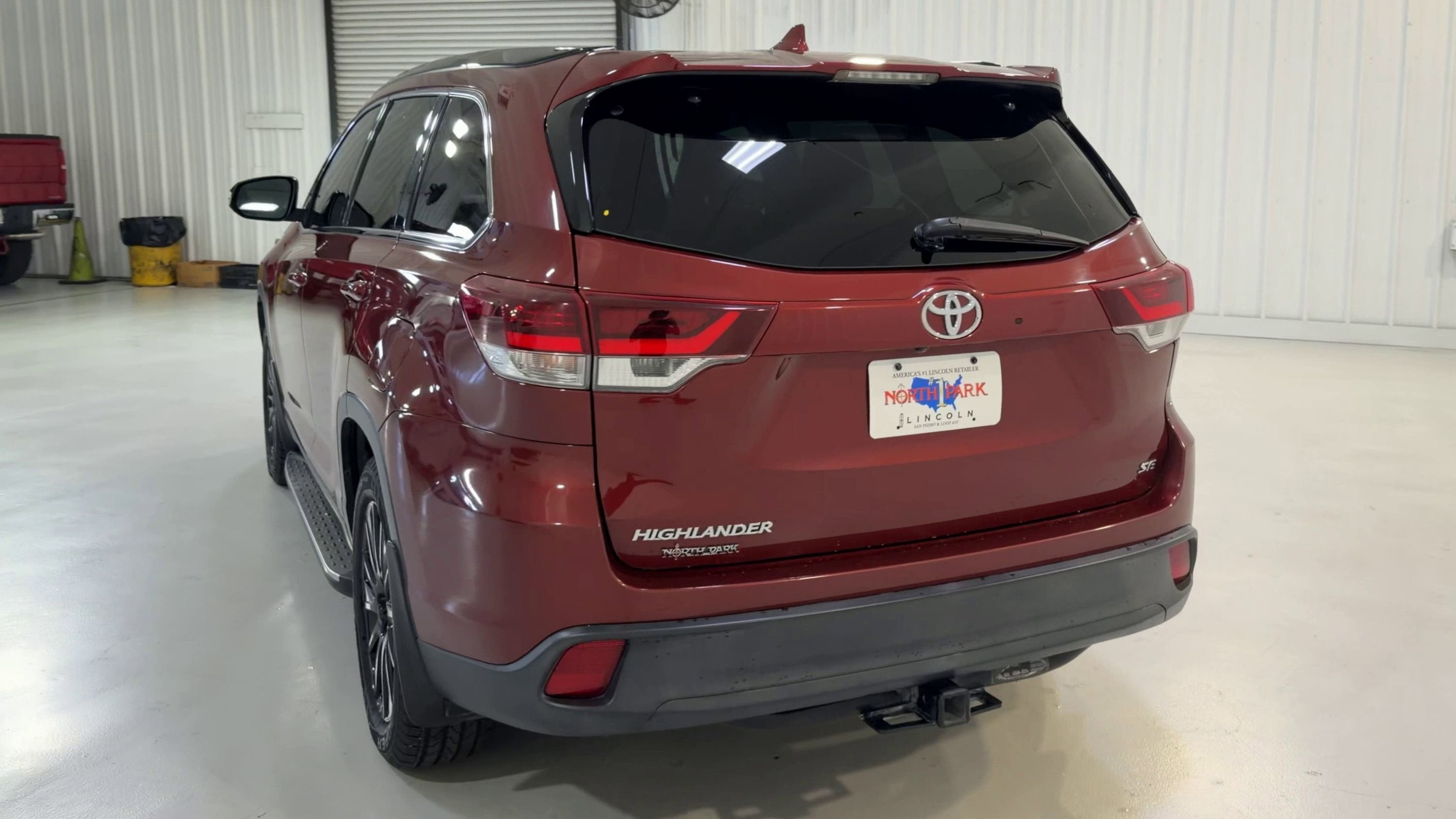 2019 Toyota Highlander SE