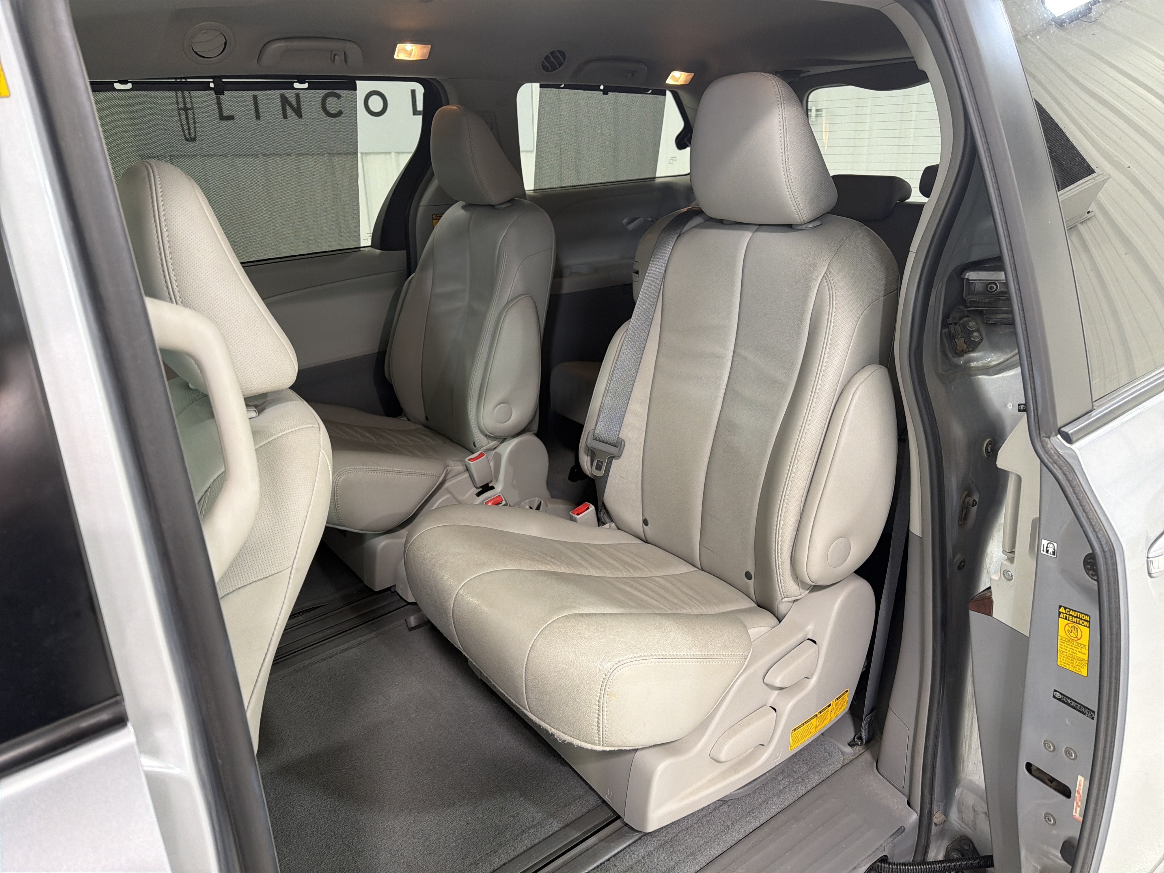 2014 Toyota Sienna XLE