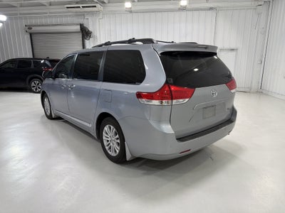 2014 Toyota Sienna XLE