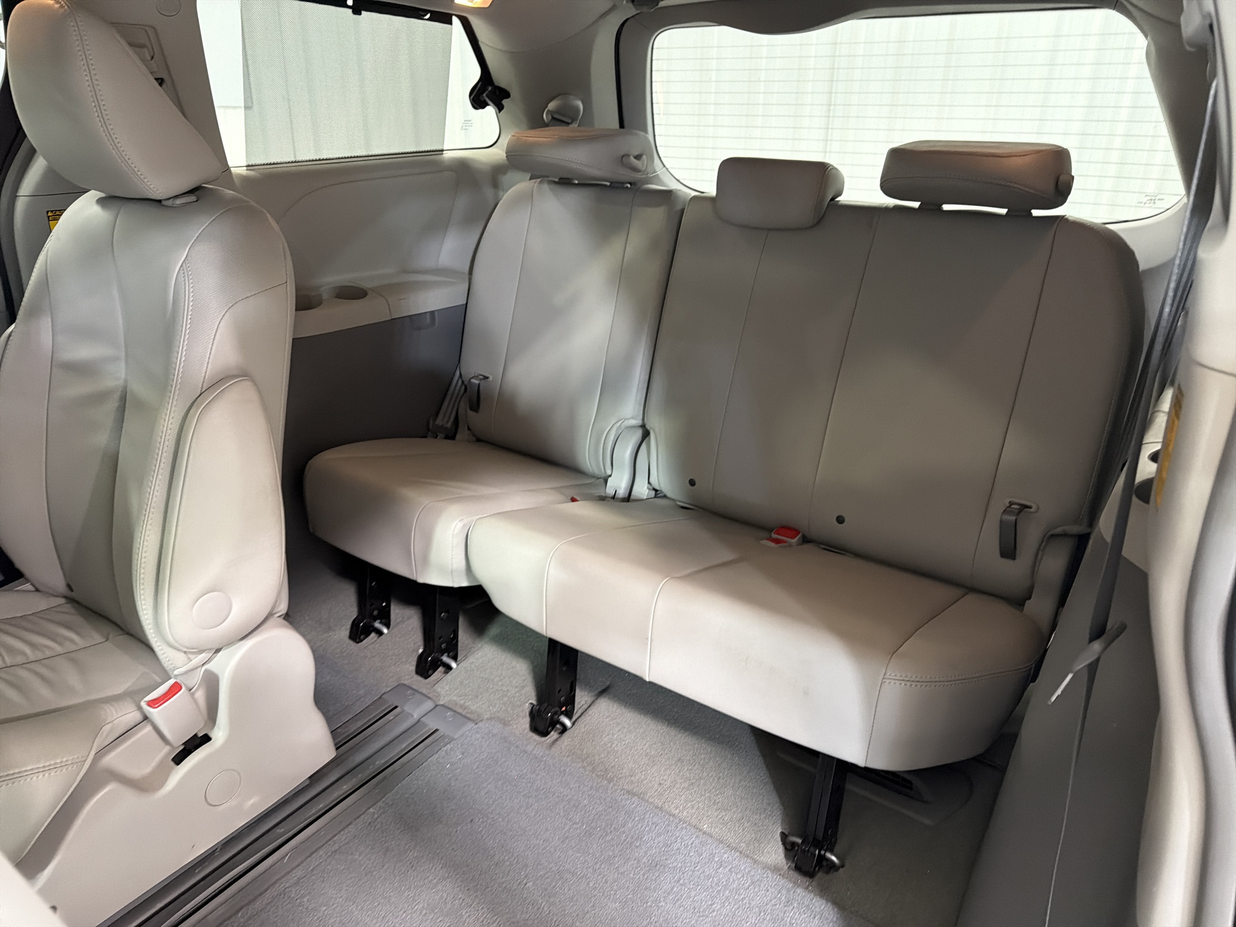 2014 Toyota Sienna XLE