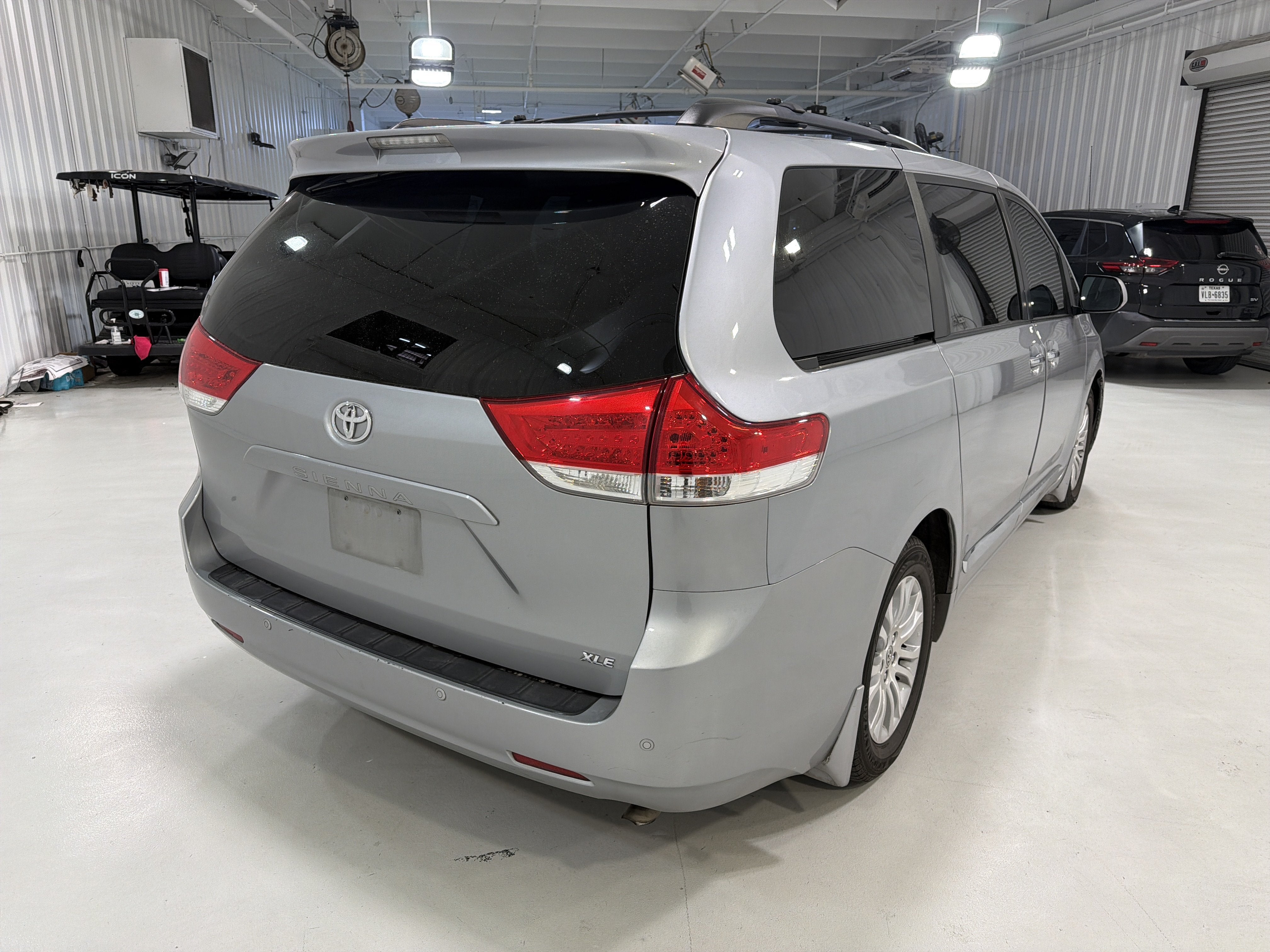 2014 Toyota Sienna XLE