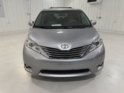 2014 Toyota Sienna XLE