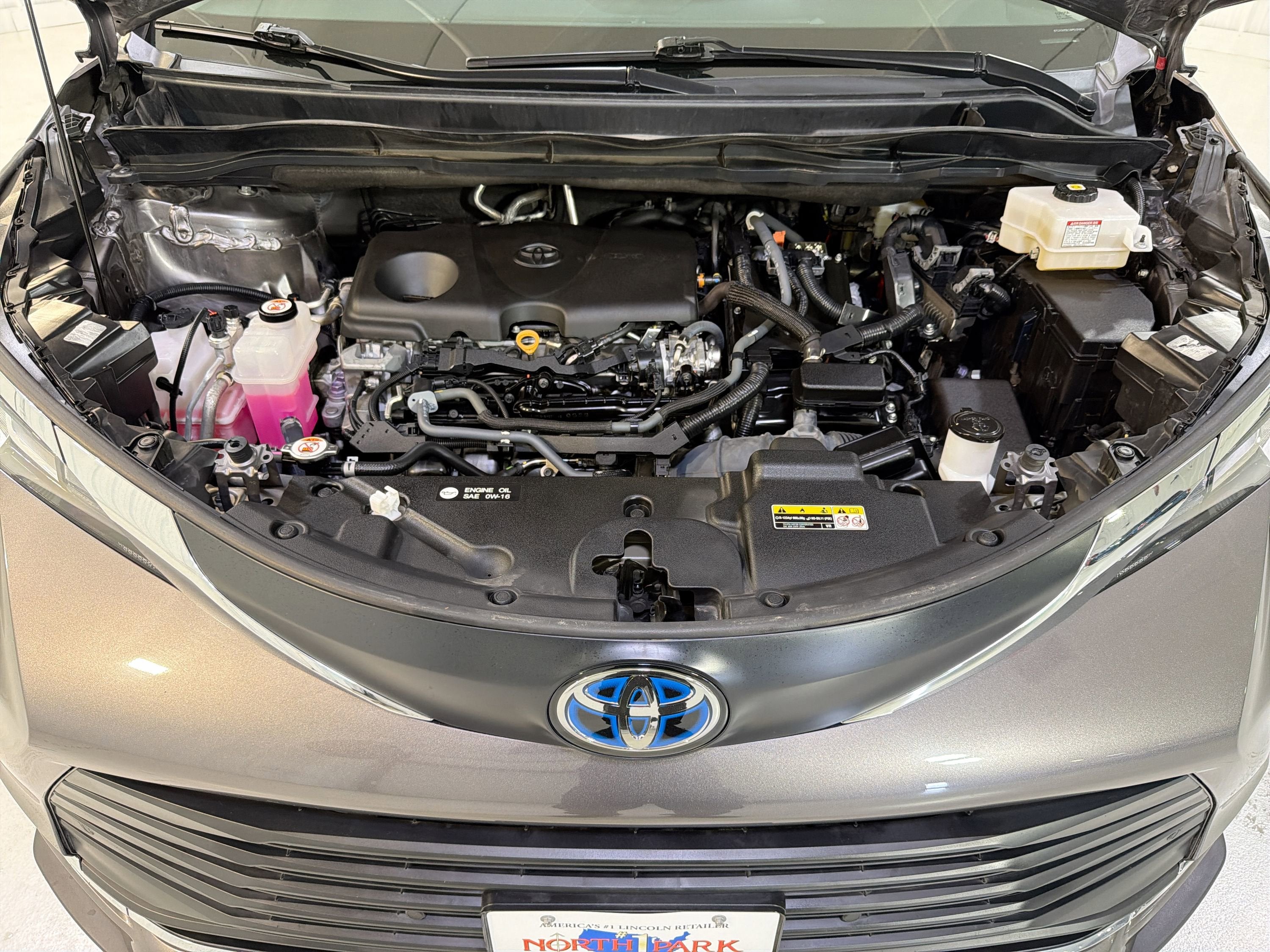 2023 Toyota Sienna XLE