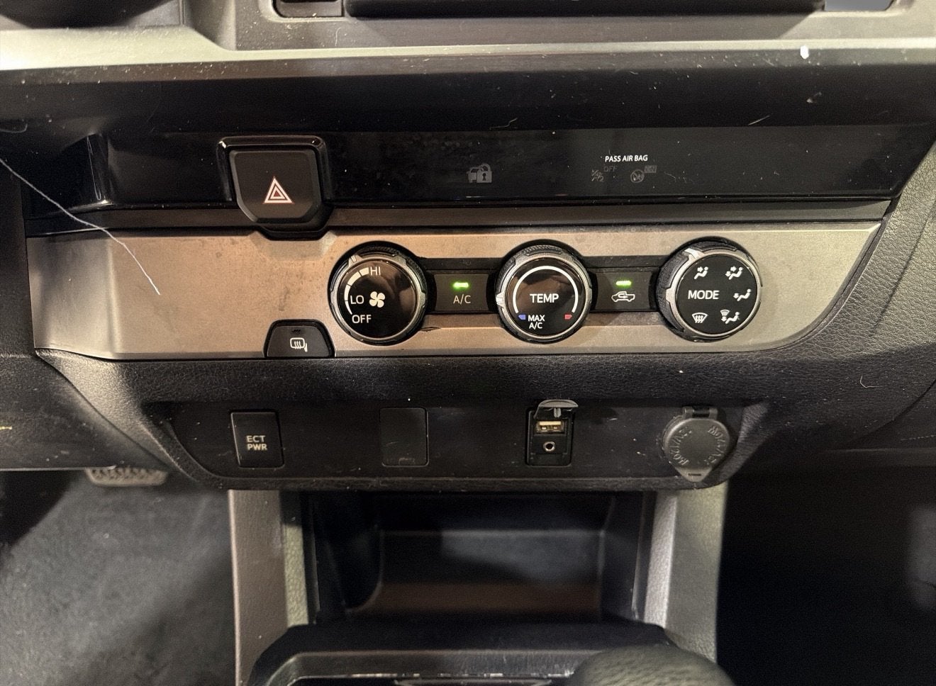 2018 Toyota Tacoma SR