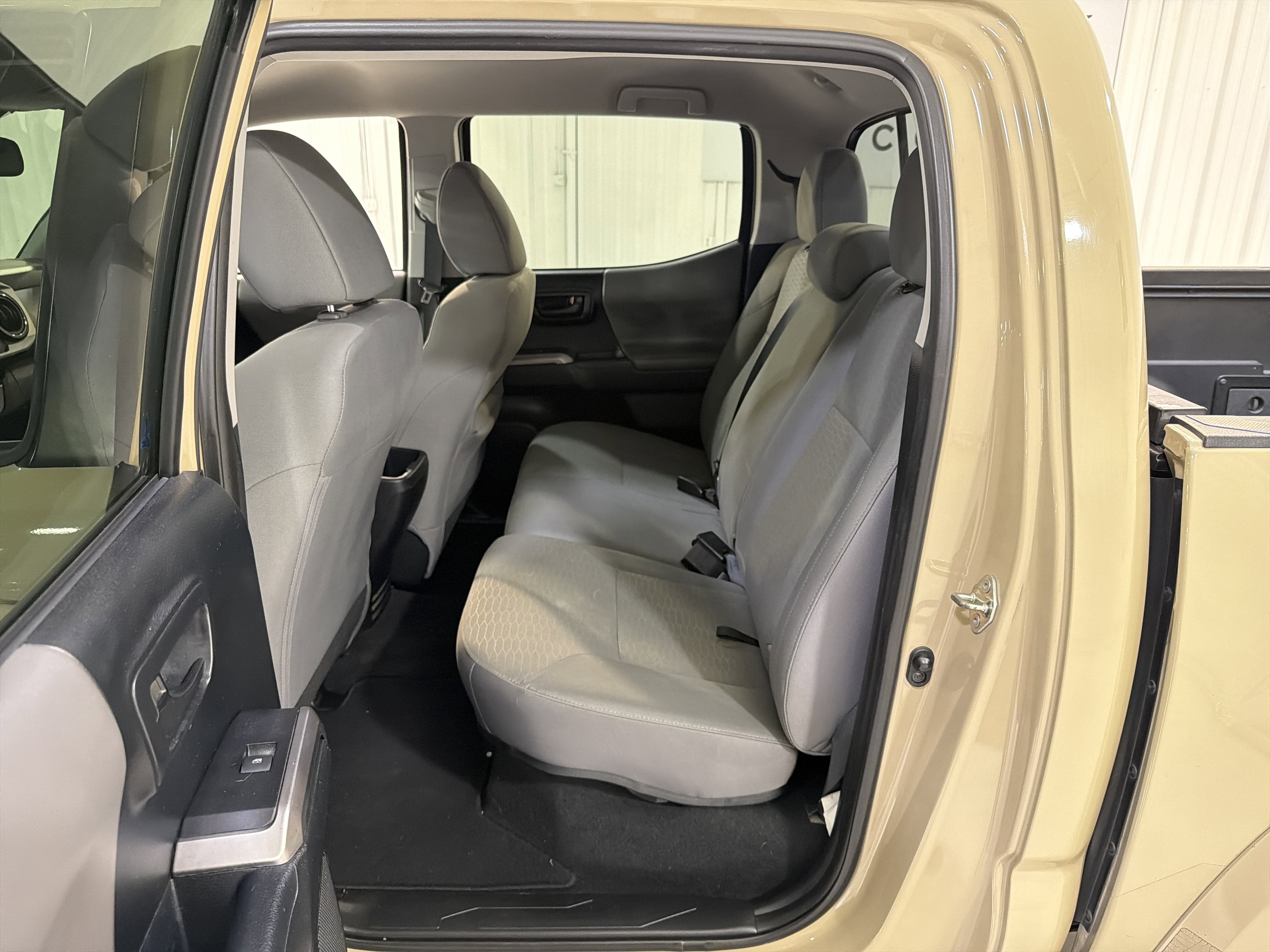 2018 Toyota Tacoma SR5