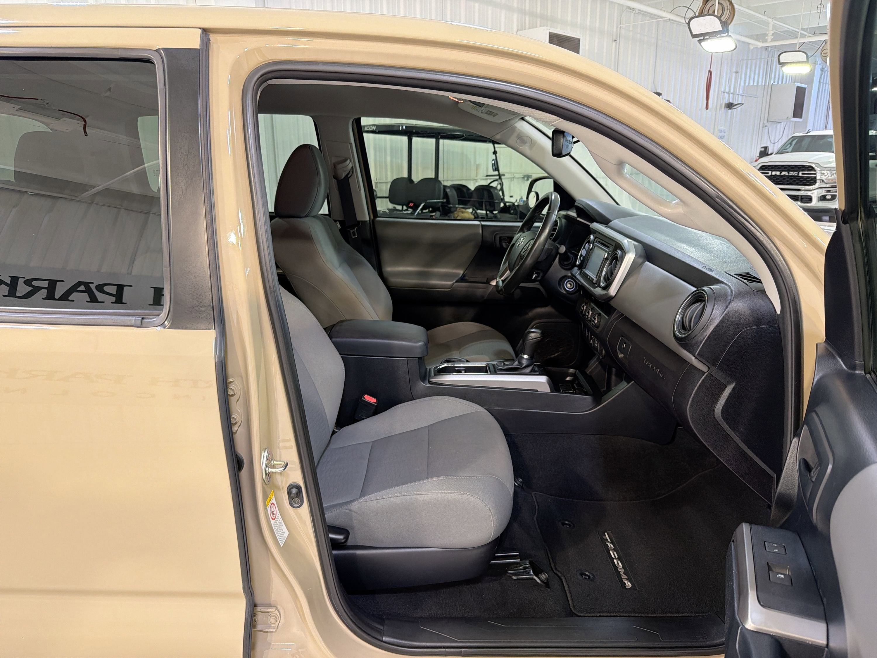 2018 Toyota Tacoma SR5