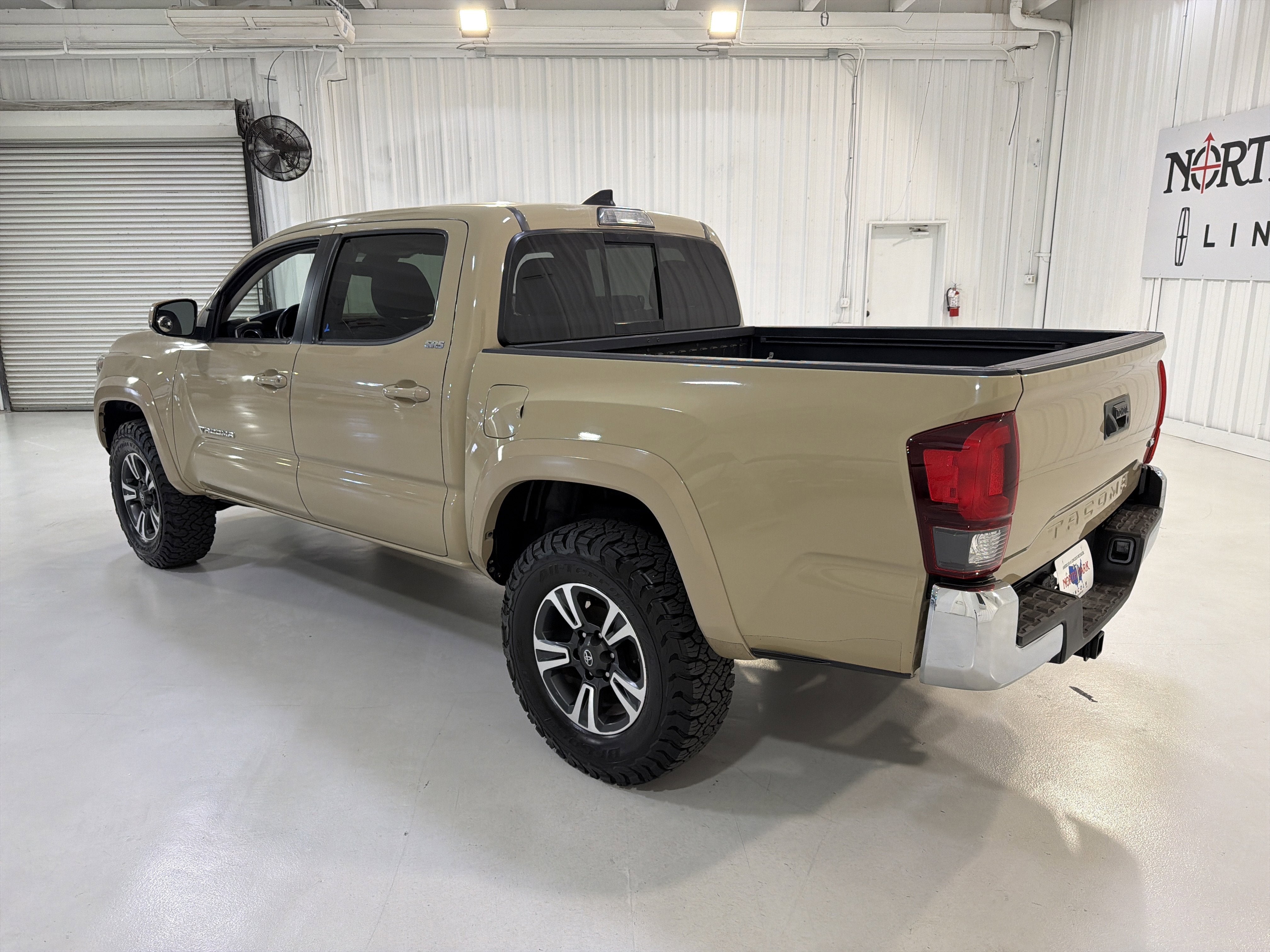 2018 Toyota Tacoma SR5