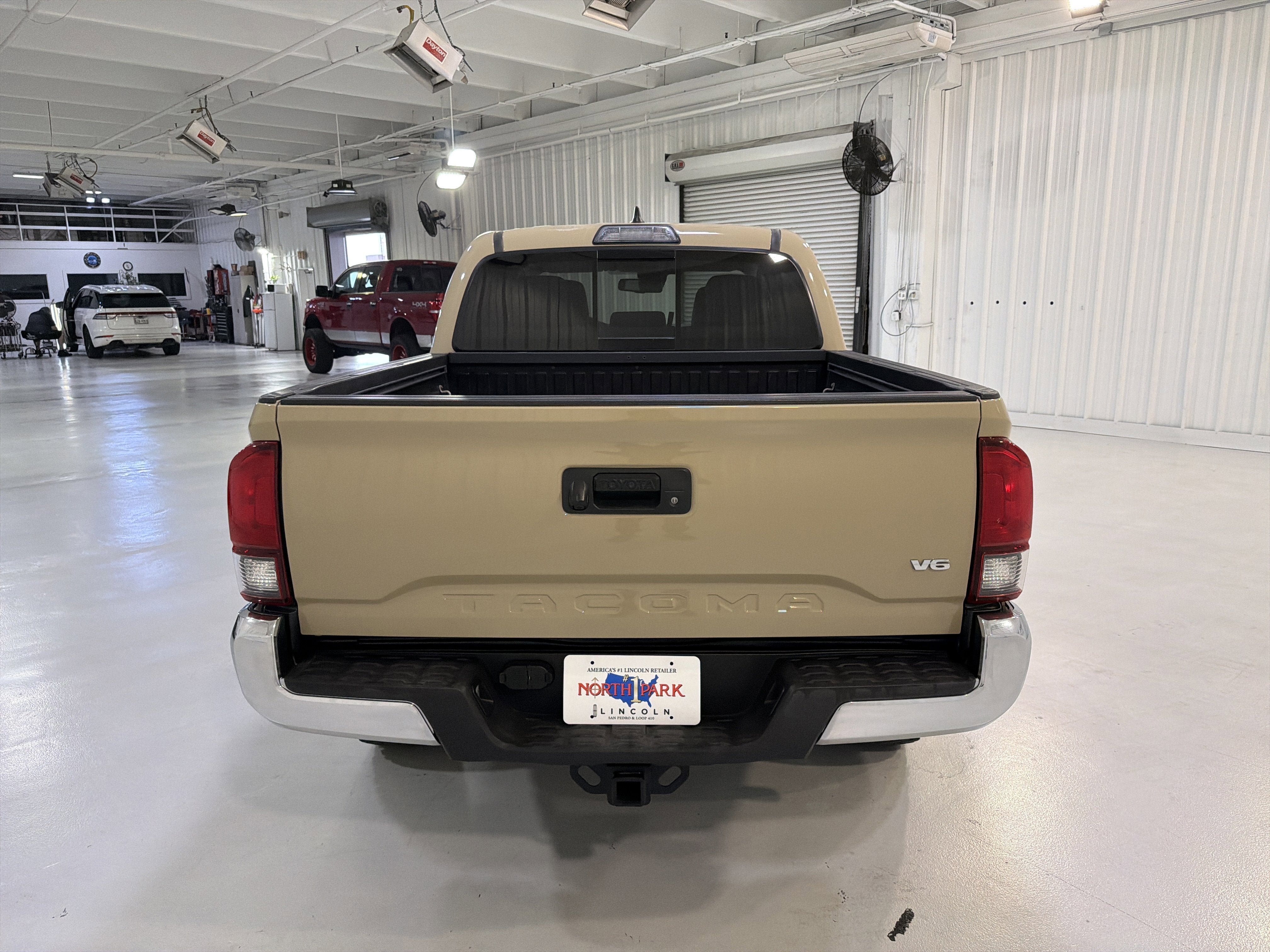 2018 Toyota Tacoma SR5