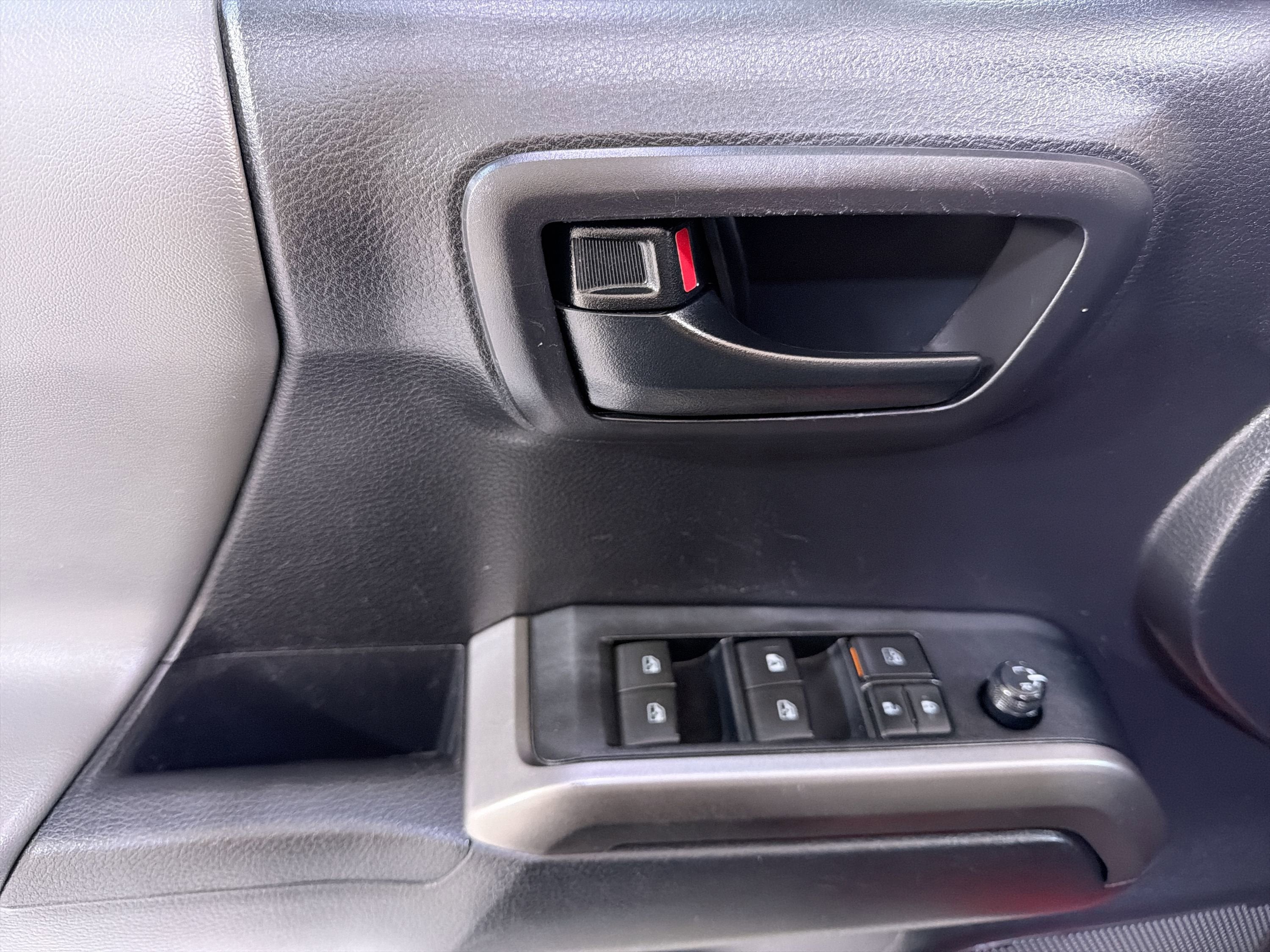 2021 Toyota Tacoma 4WD SR5