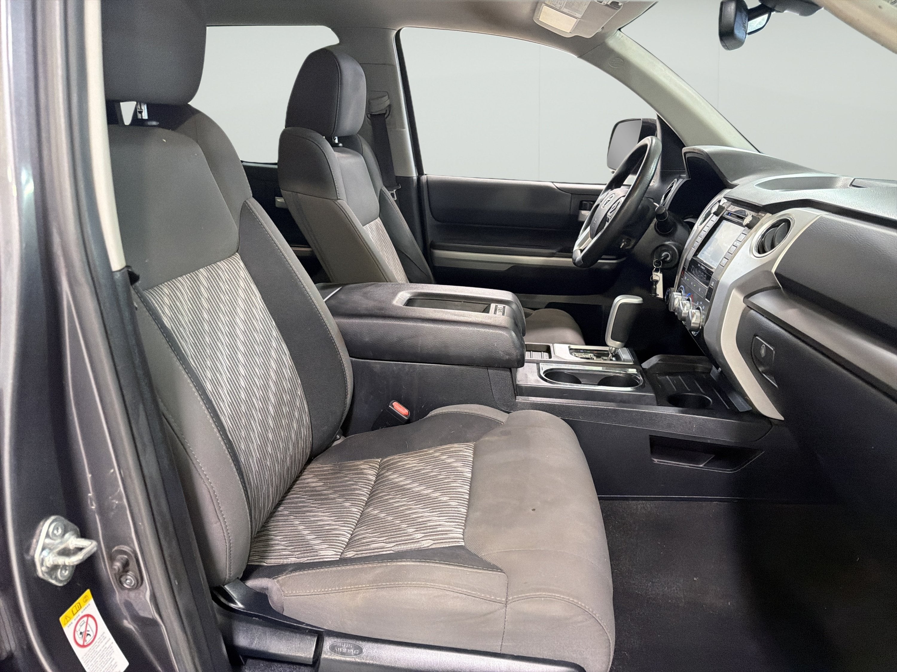 2018 Toyota Tundra 4WD SR5