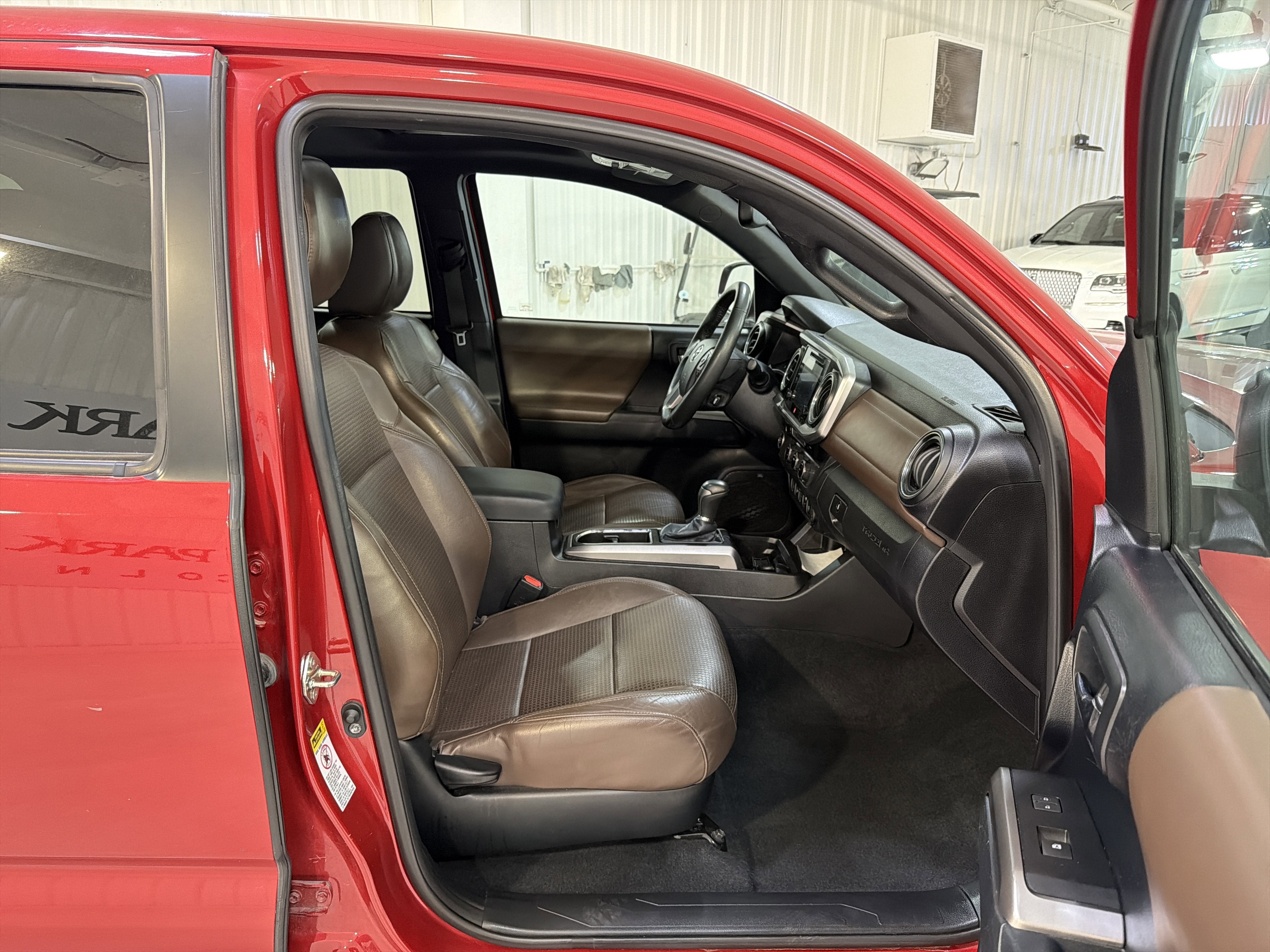 2016 Toyota Tacoma Limited