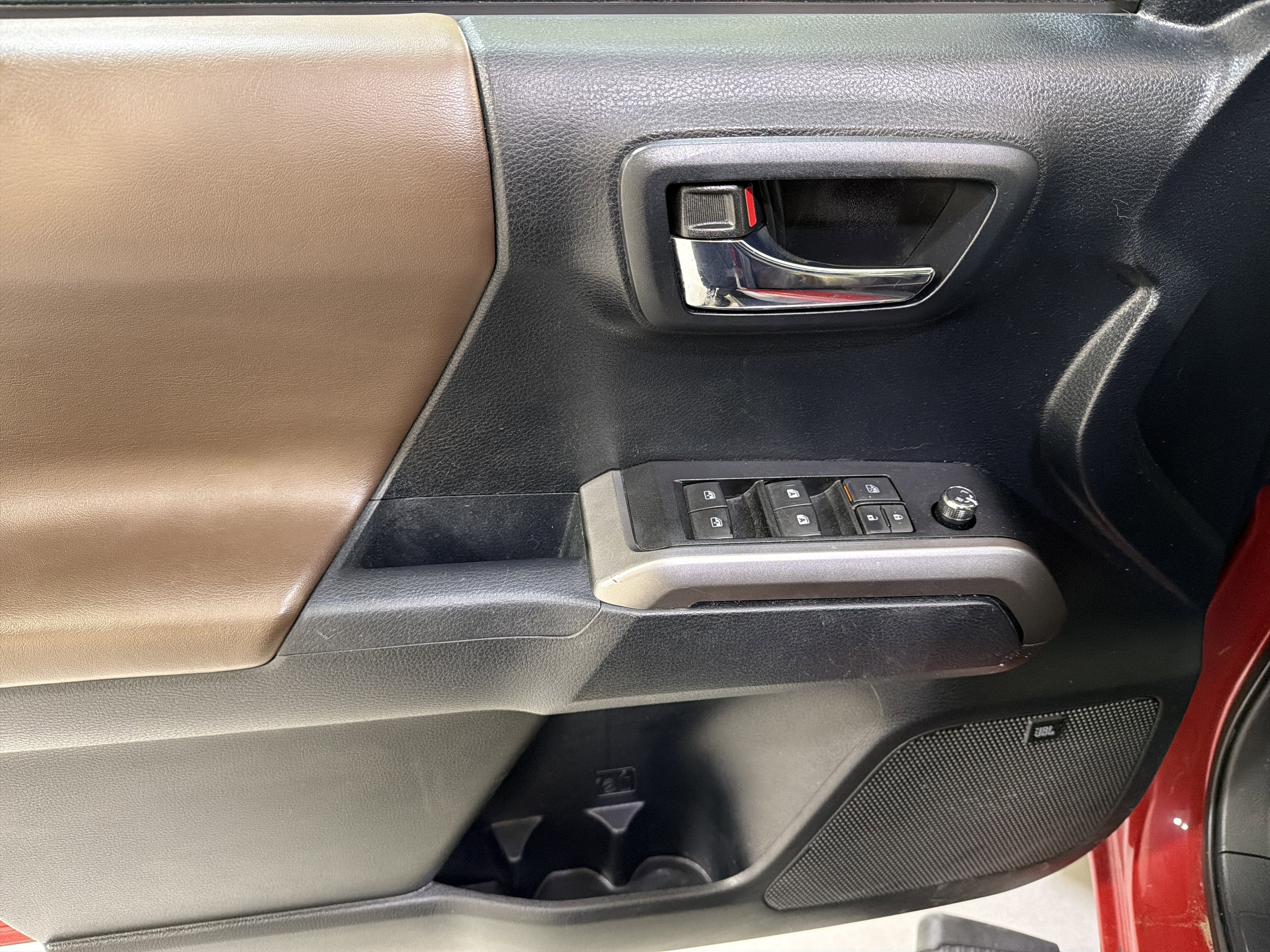 2016 Toyota Tacoma Limited