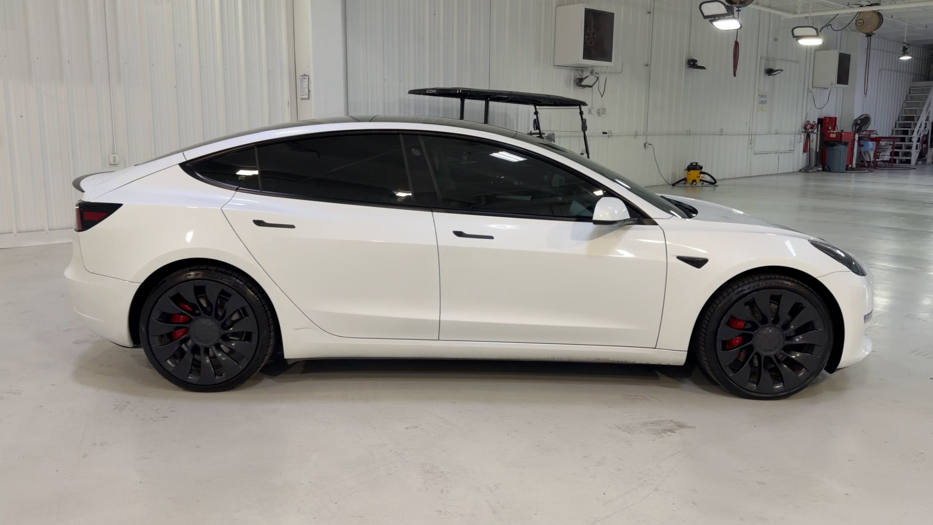 2023 Tesla Model 3 Performance