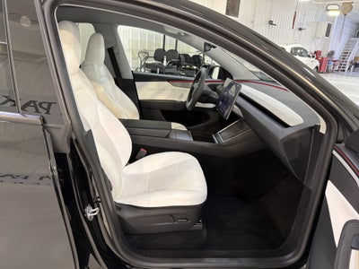 2026 Tesla Model Y Premium