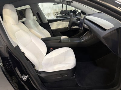 2026 Tesla Model Y Premium