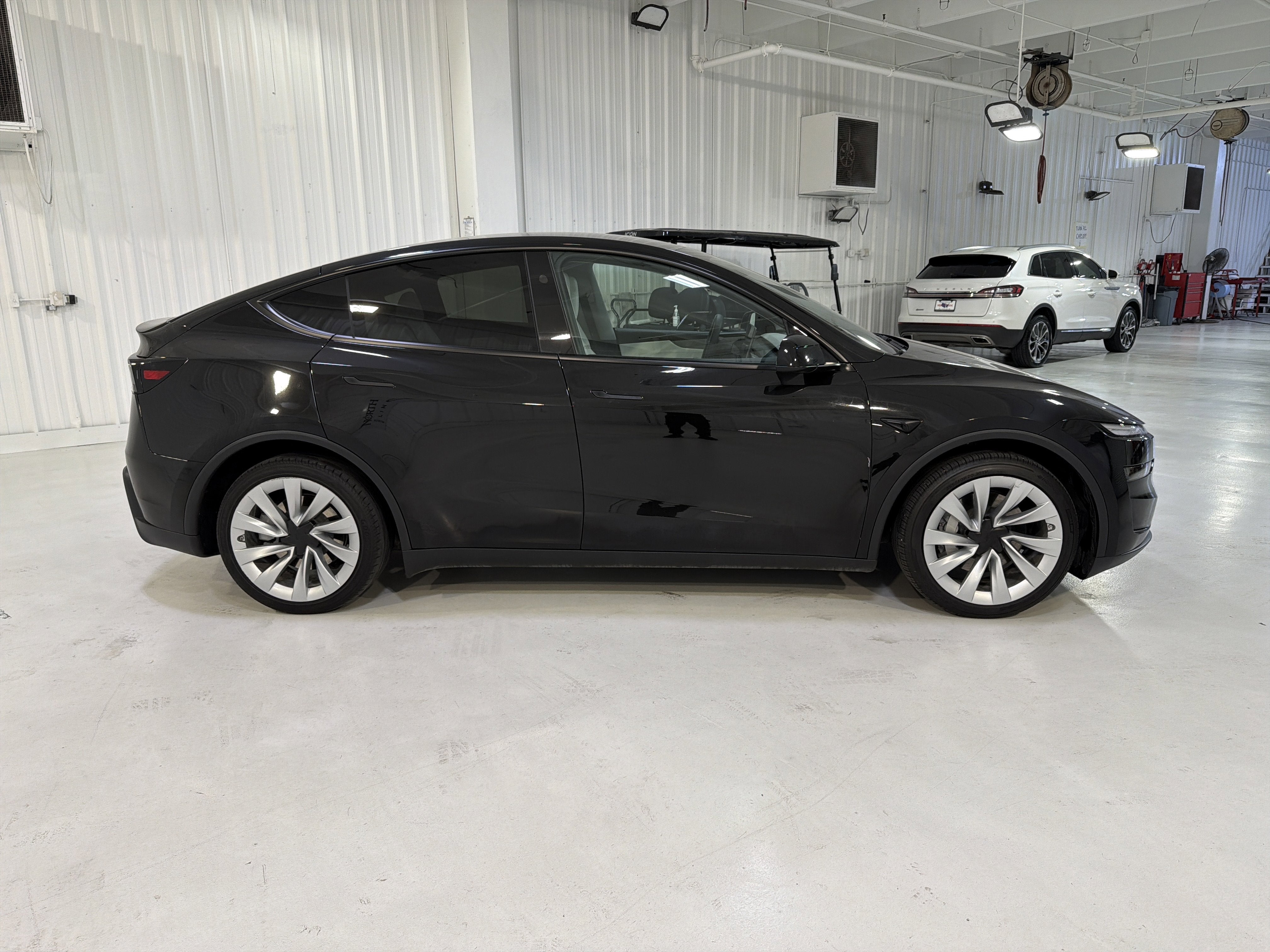 2026 Tesla Model Y Premium