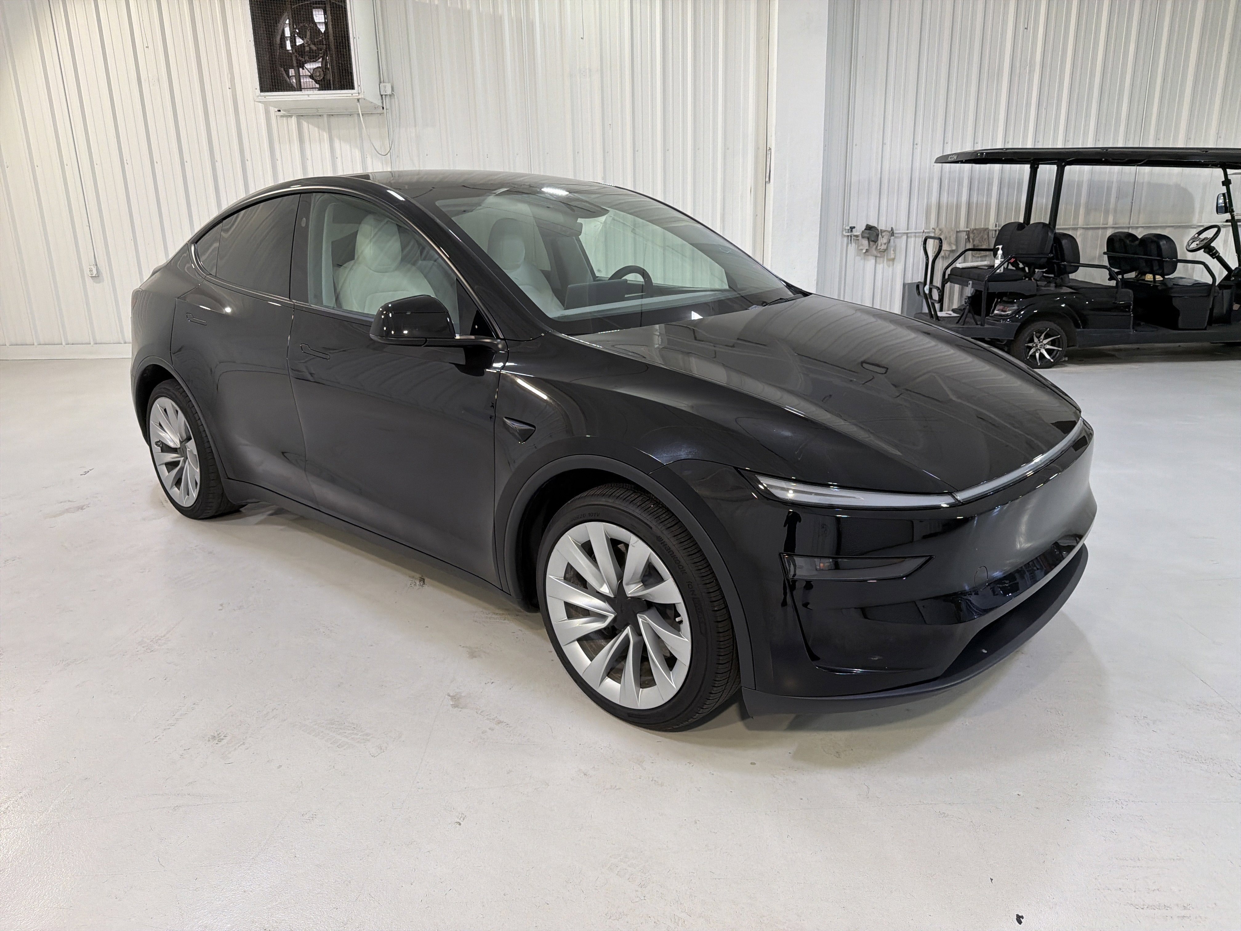 2026 Tesla Model Y Premium