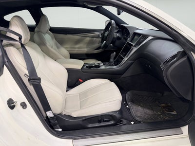 2017 INFINITI Q60 2.0t Premium