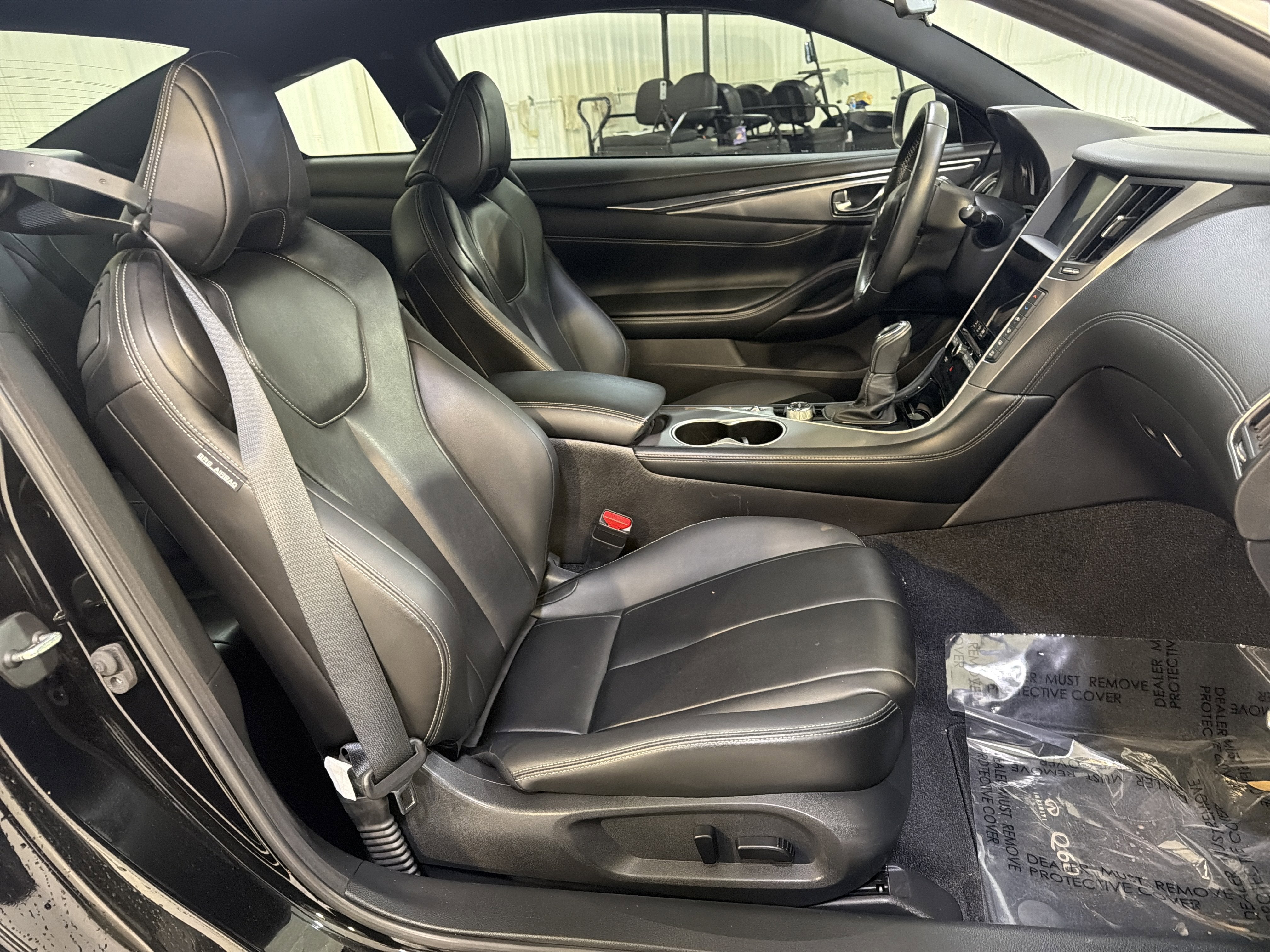 2022 INFINITI Q60 PURE
