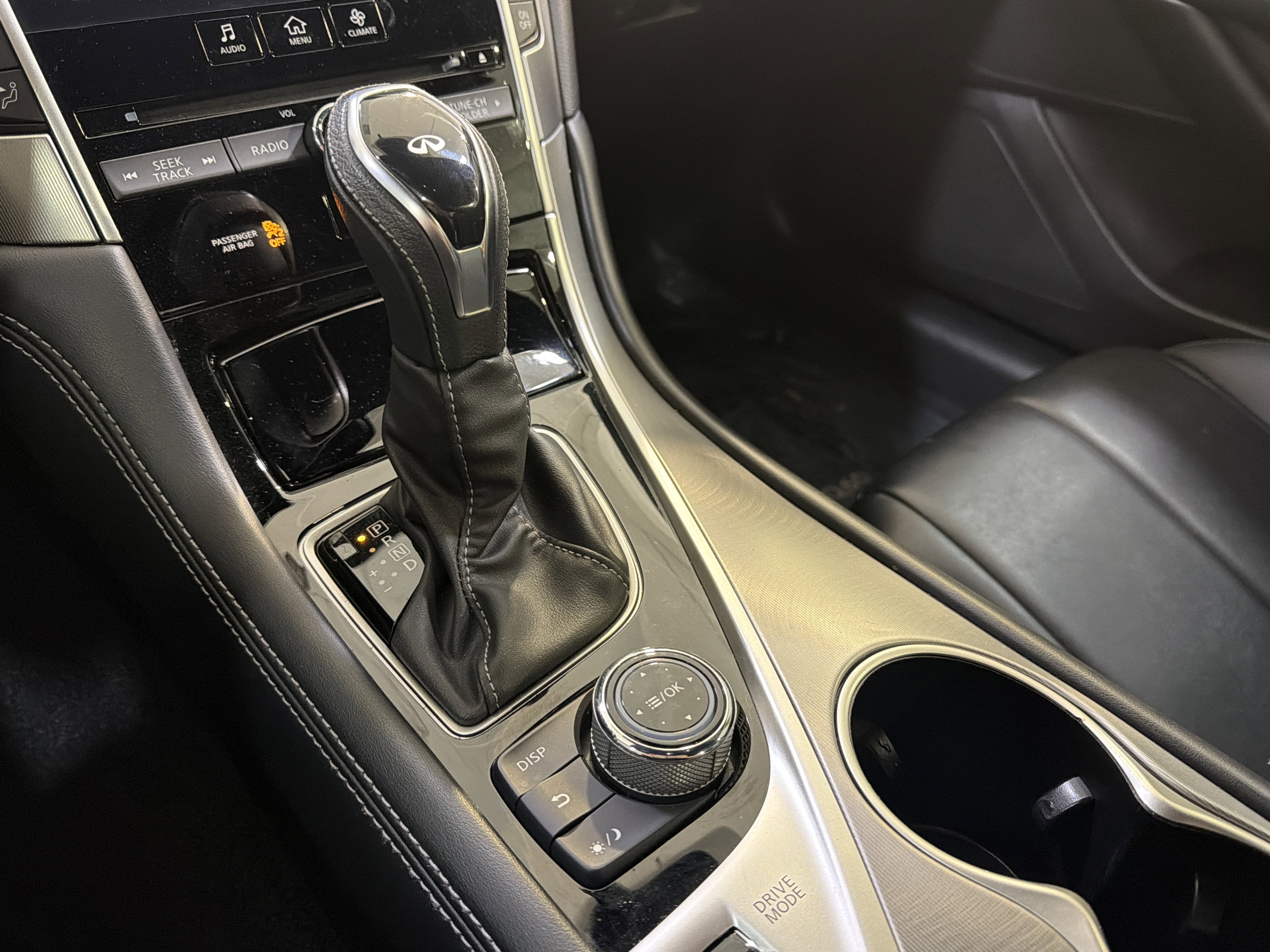 2022 INFINITI Q60 PURE
