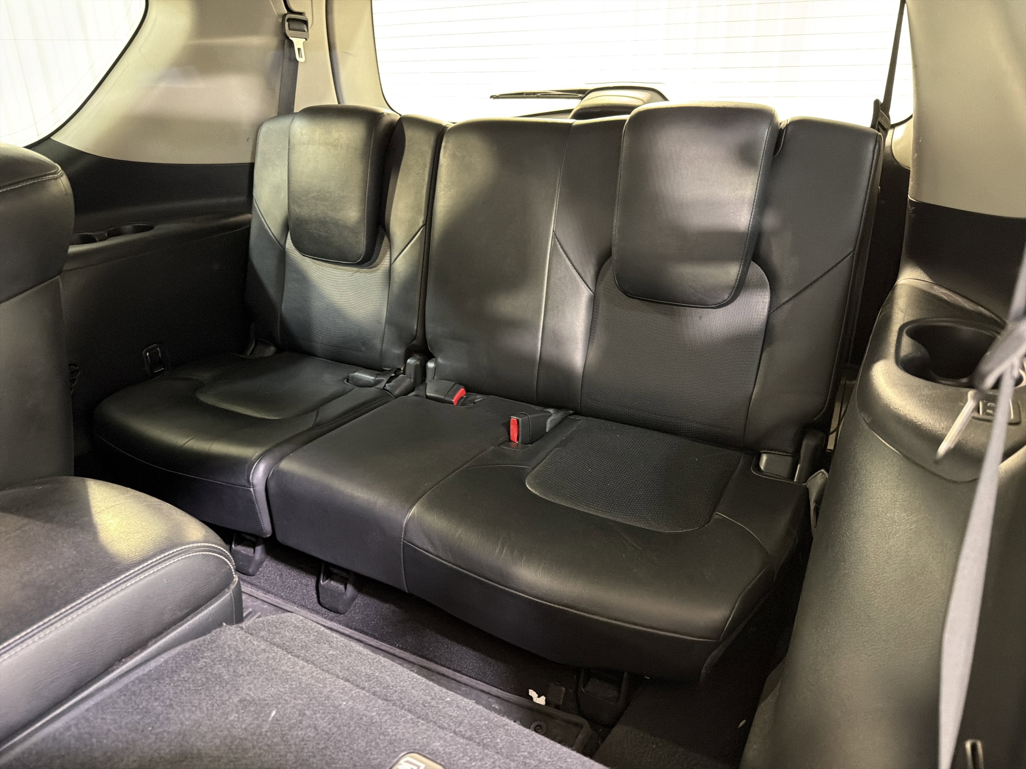 2017 INFINITI QX80 Base