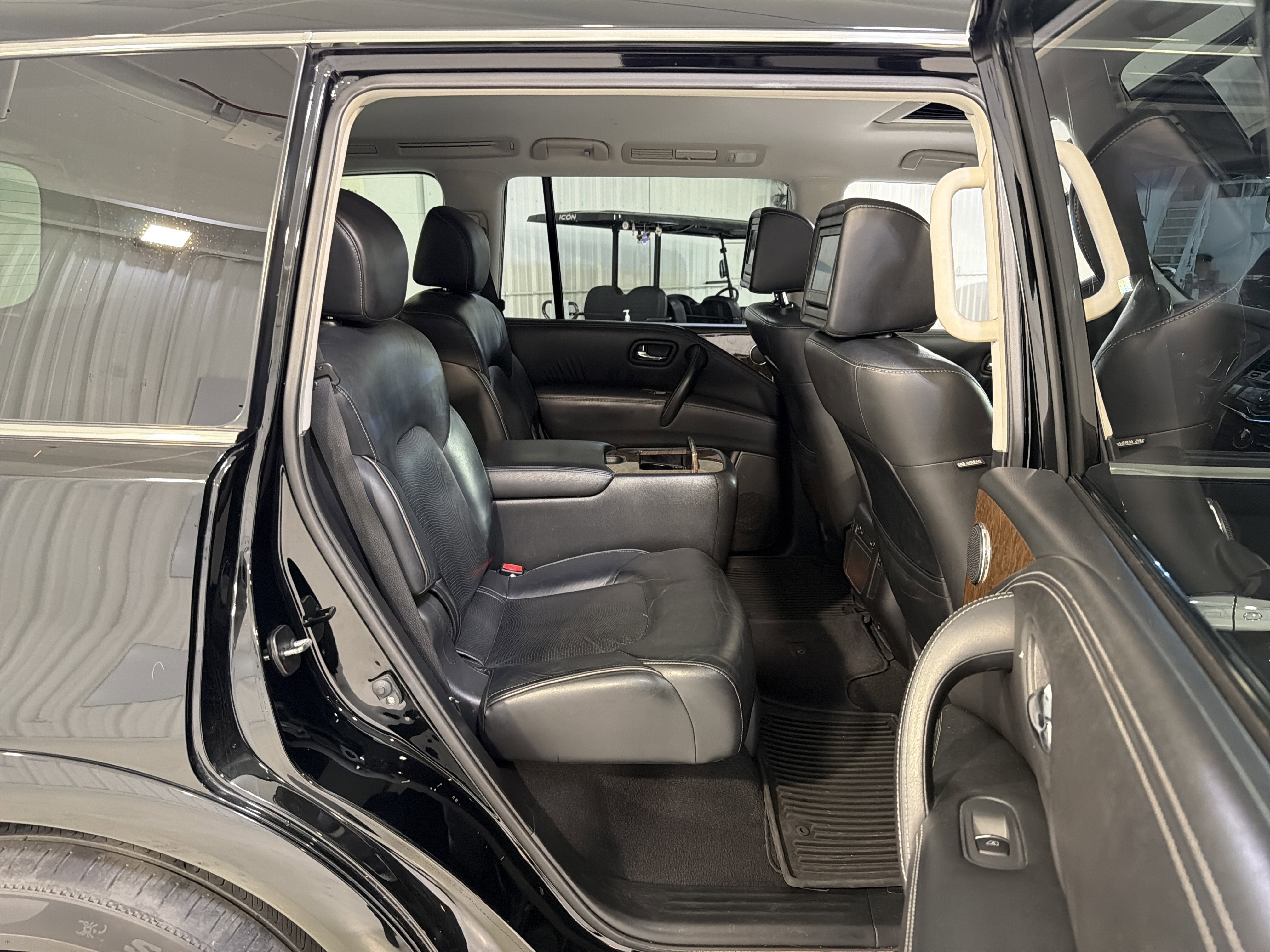 2017 INFINITI QX80 Base