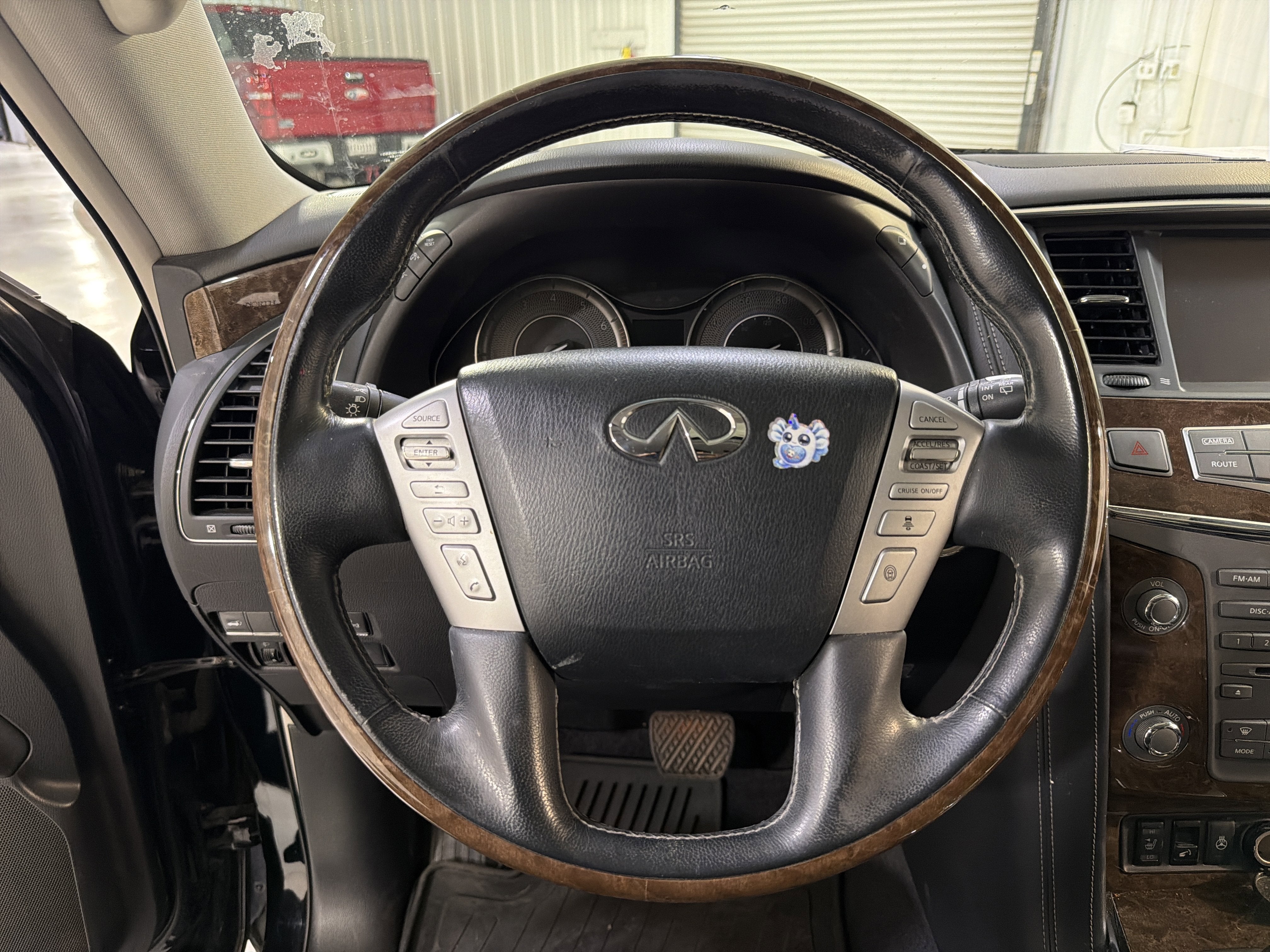 2017 INFINITI QX80 Base