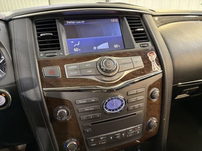 2017 INFINITI QX80 Base