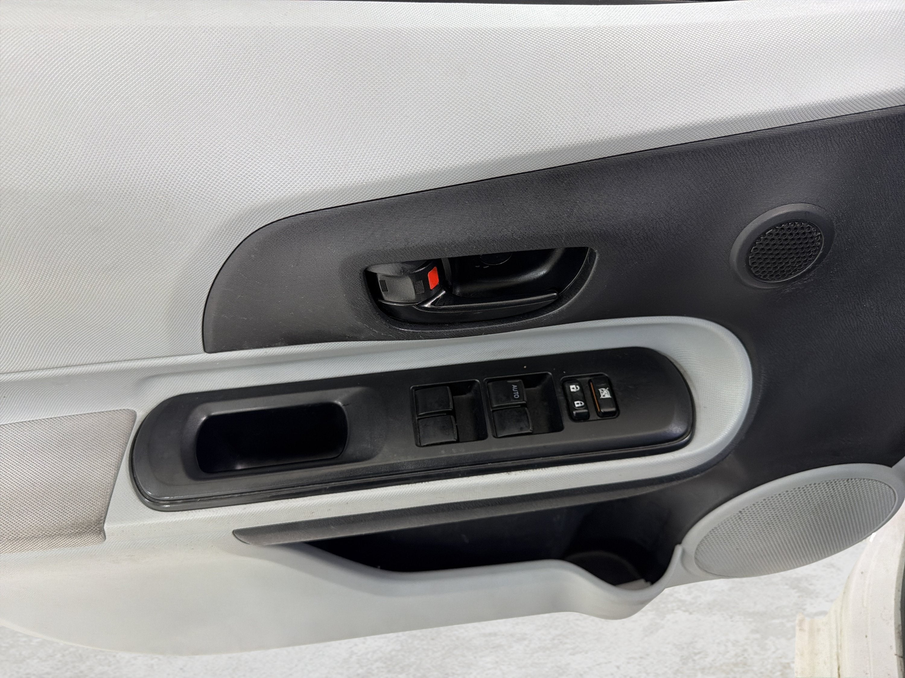 2013 Toyota Prius c One