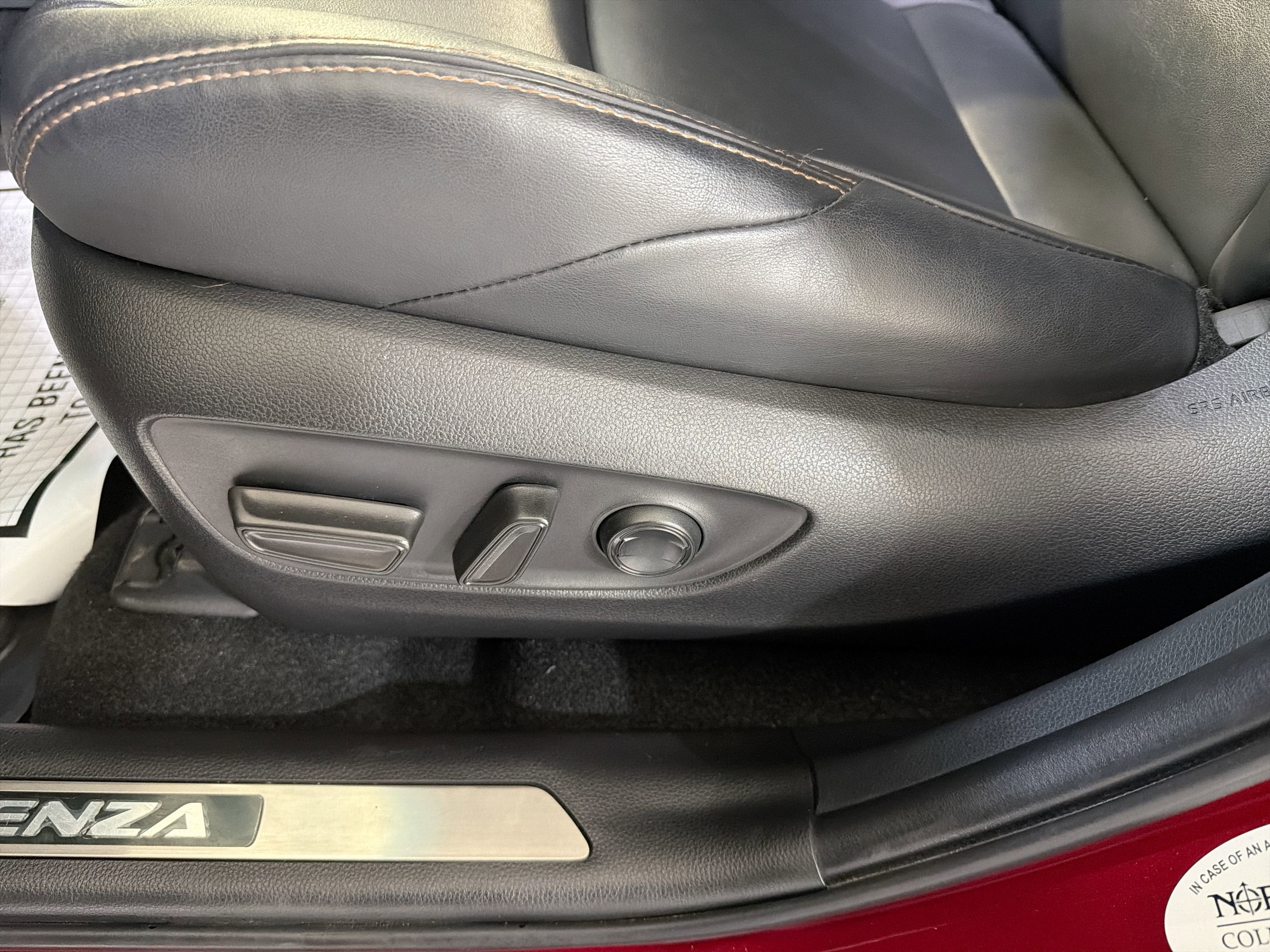 2023 Toyota Venza XLE