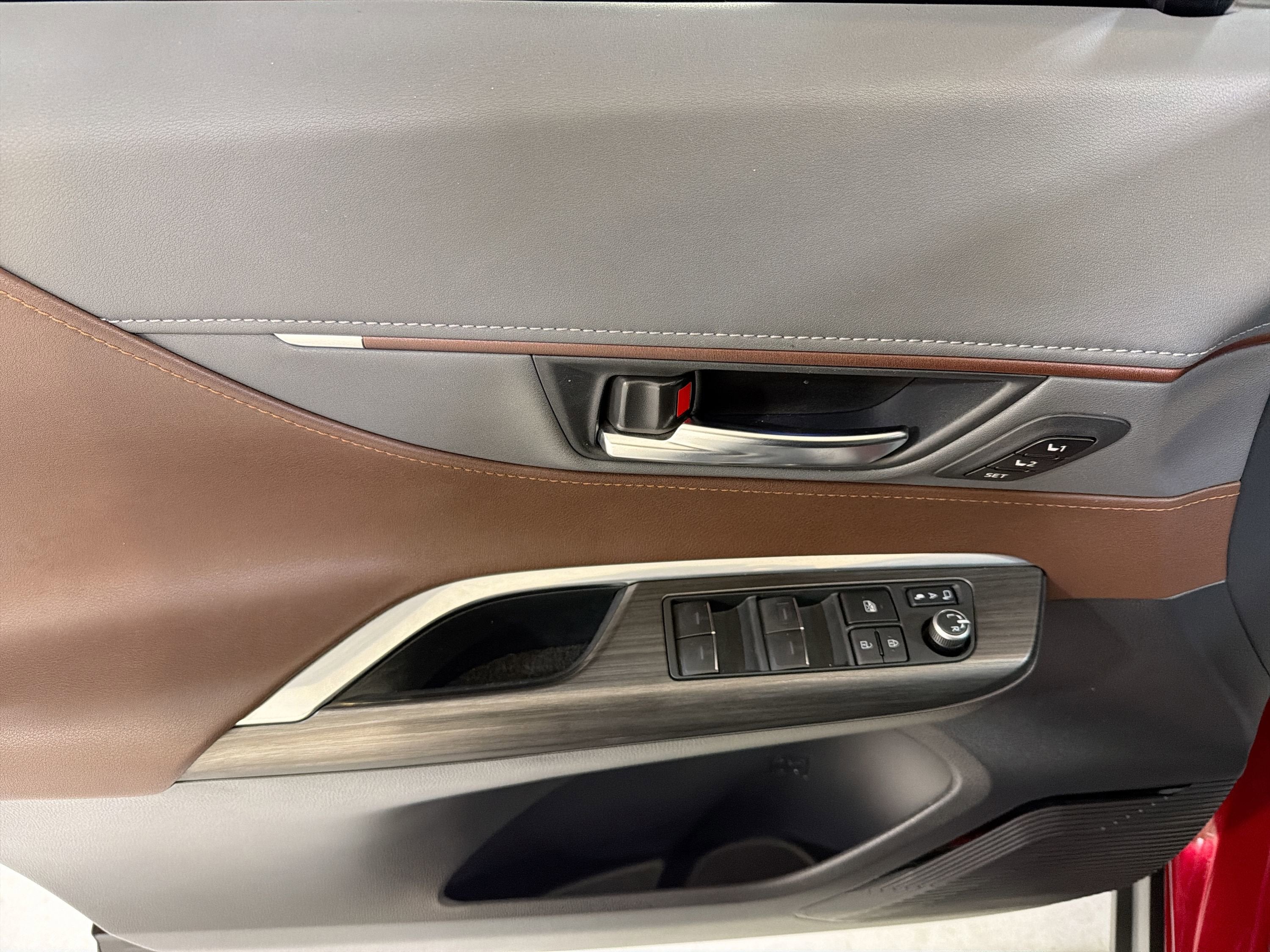 2023 Toyota Venza XLE