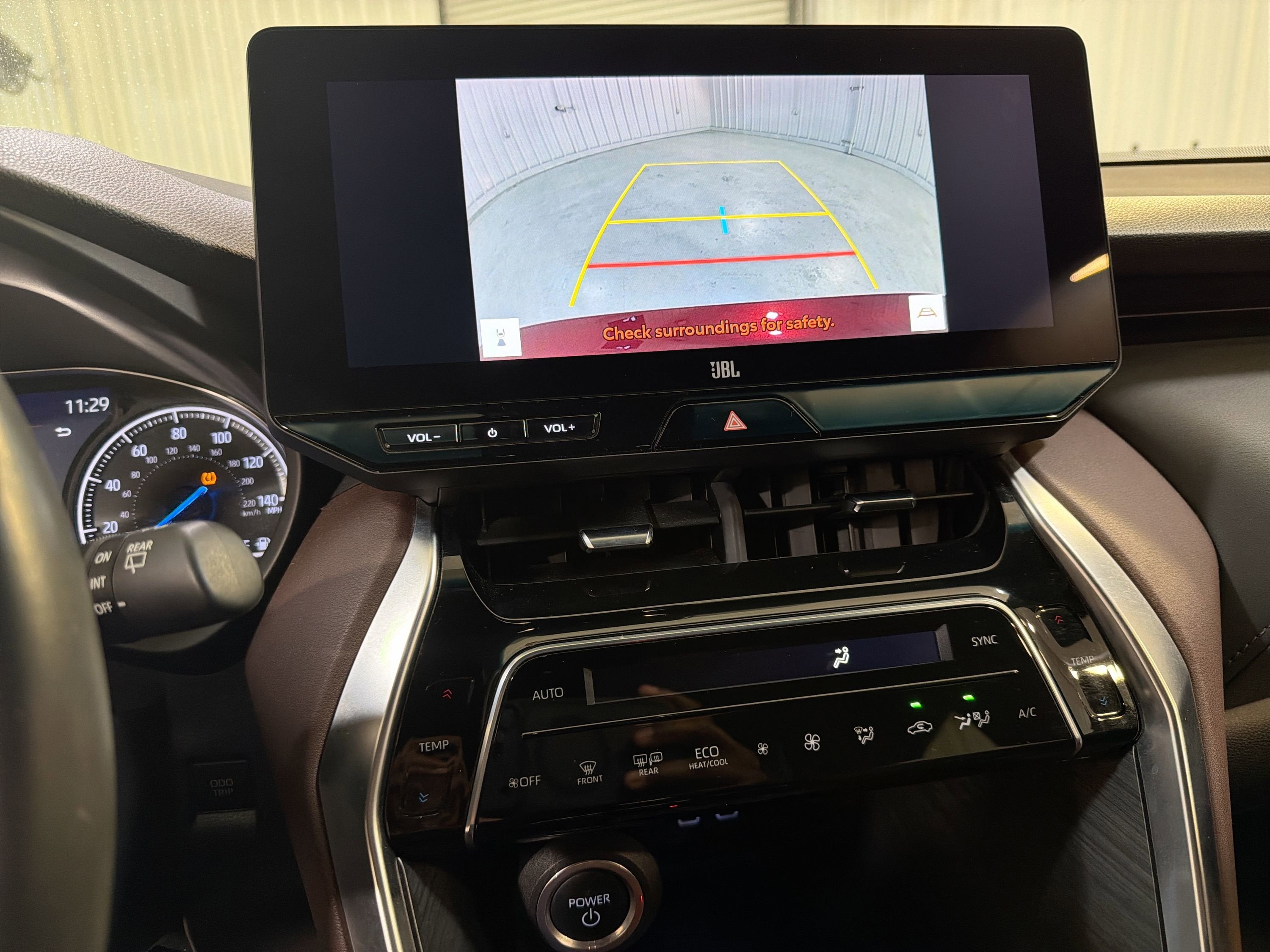 2023 Toyota Venza XLE