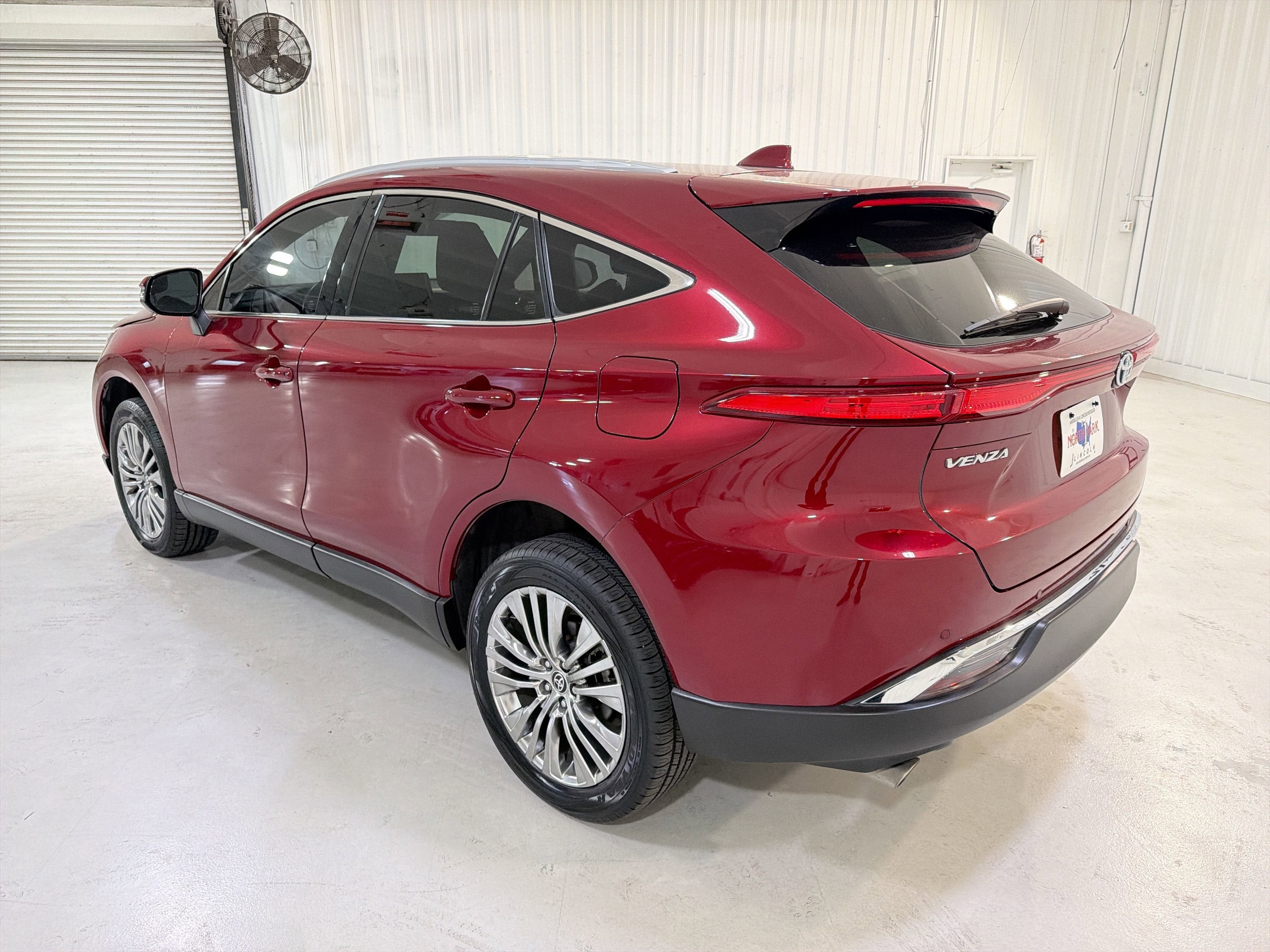 2023 Toyota Venza XLE