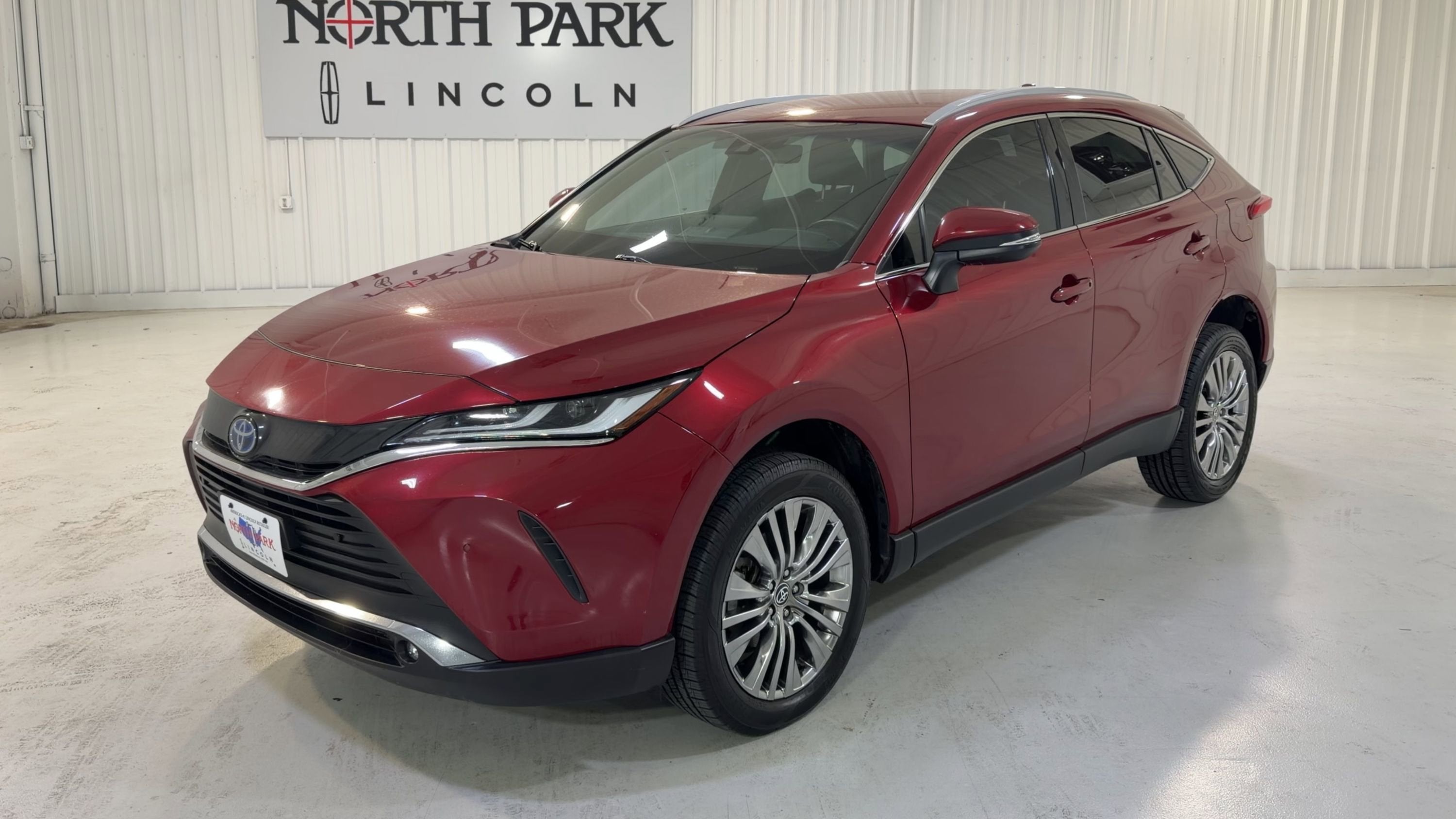 2023 Toyota Venza XLE