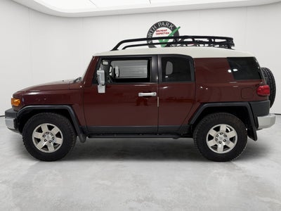 2010 Toyota FJ Cruiser SR