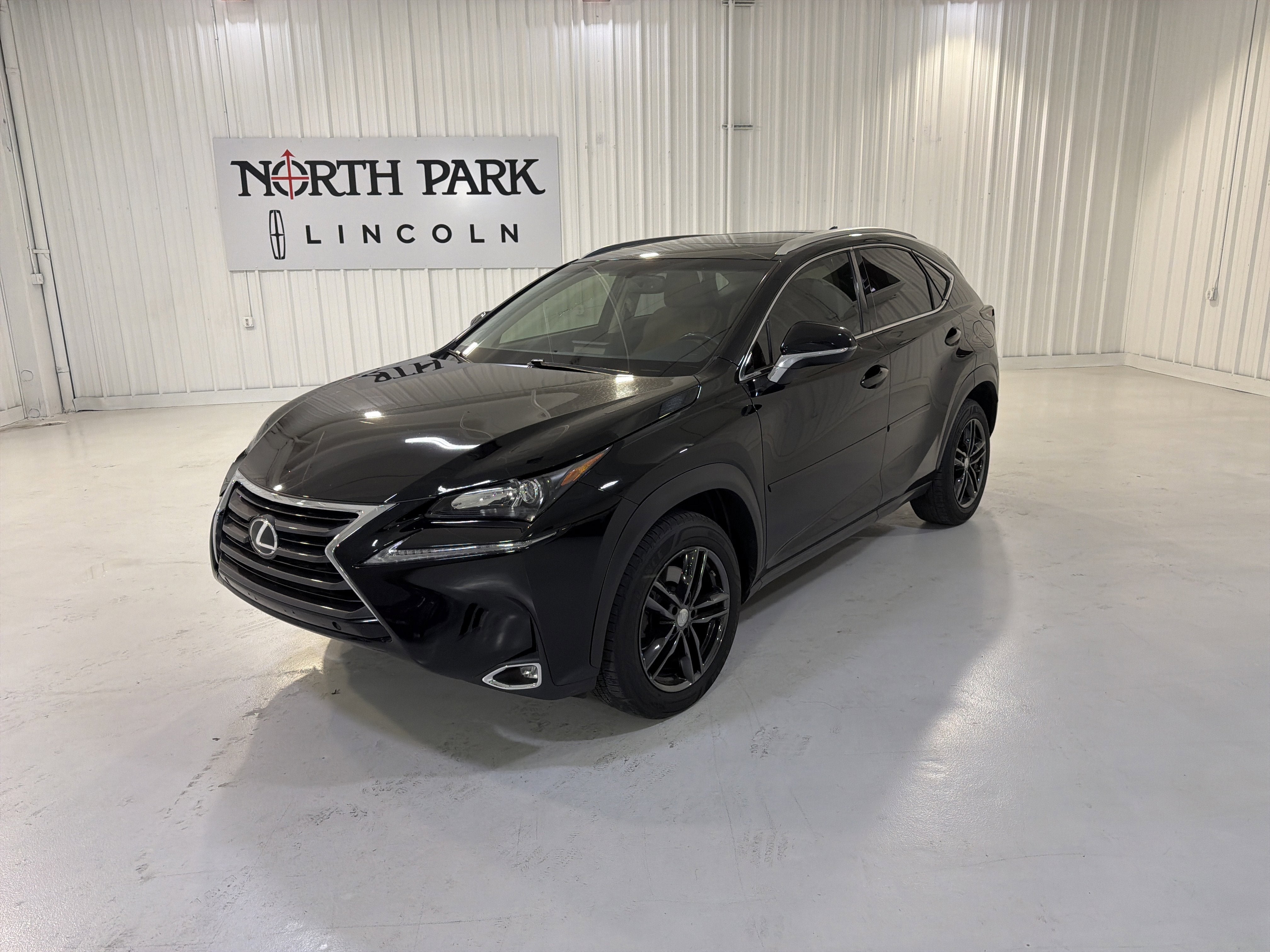 2015 Lexus NX 200t 200t