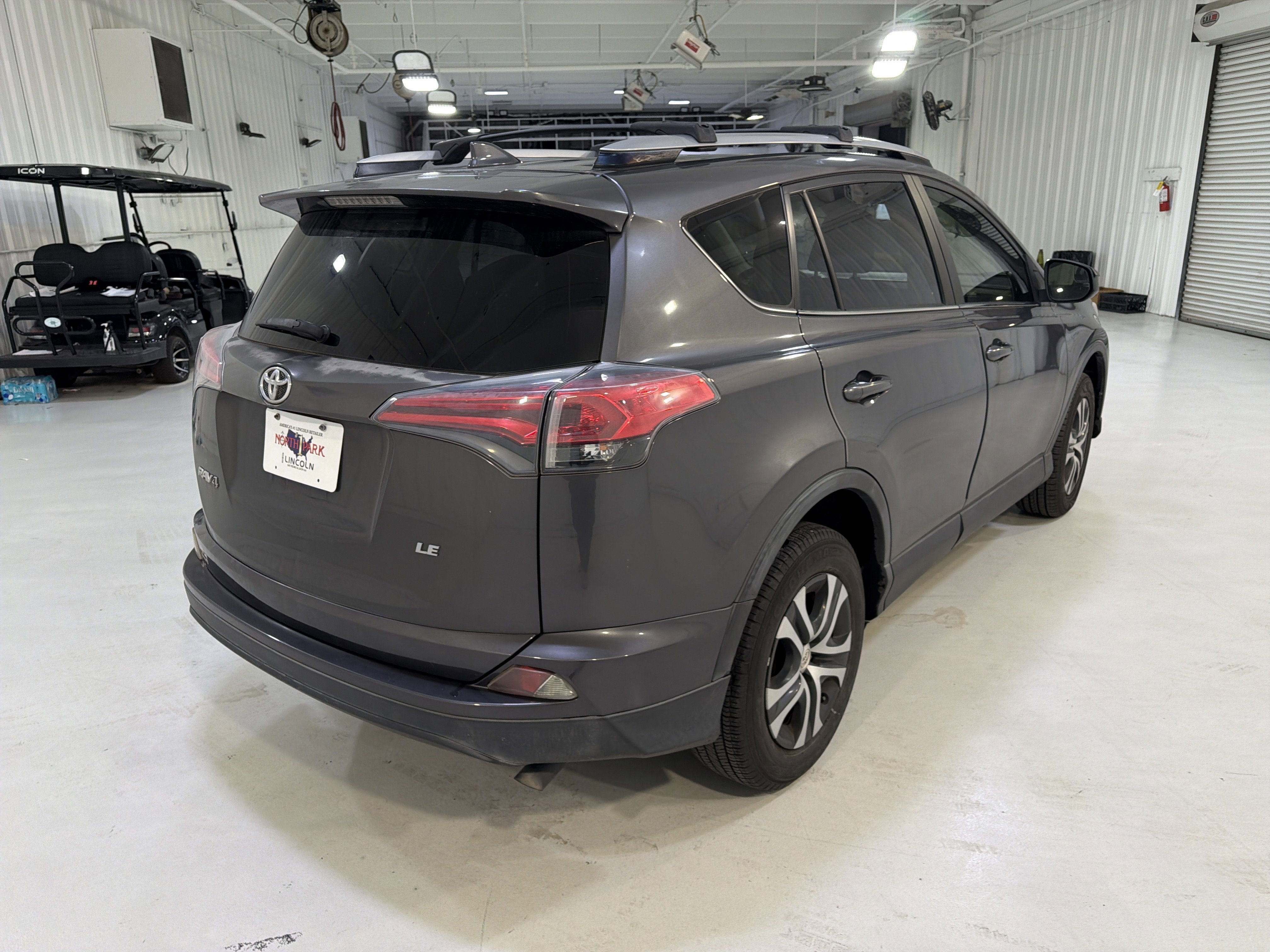 2017 Toyota RAV4 LE
