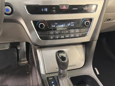 2016 Hyundai Sonata Hybrid SE