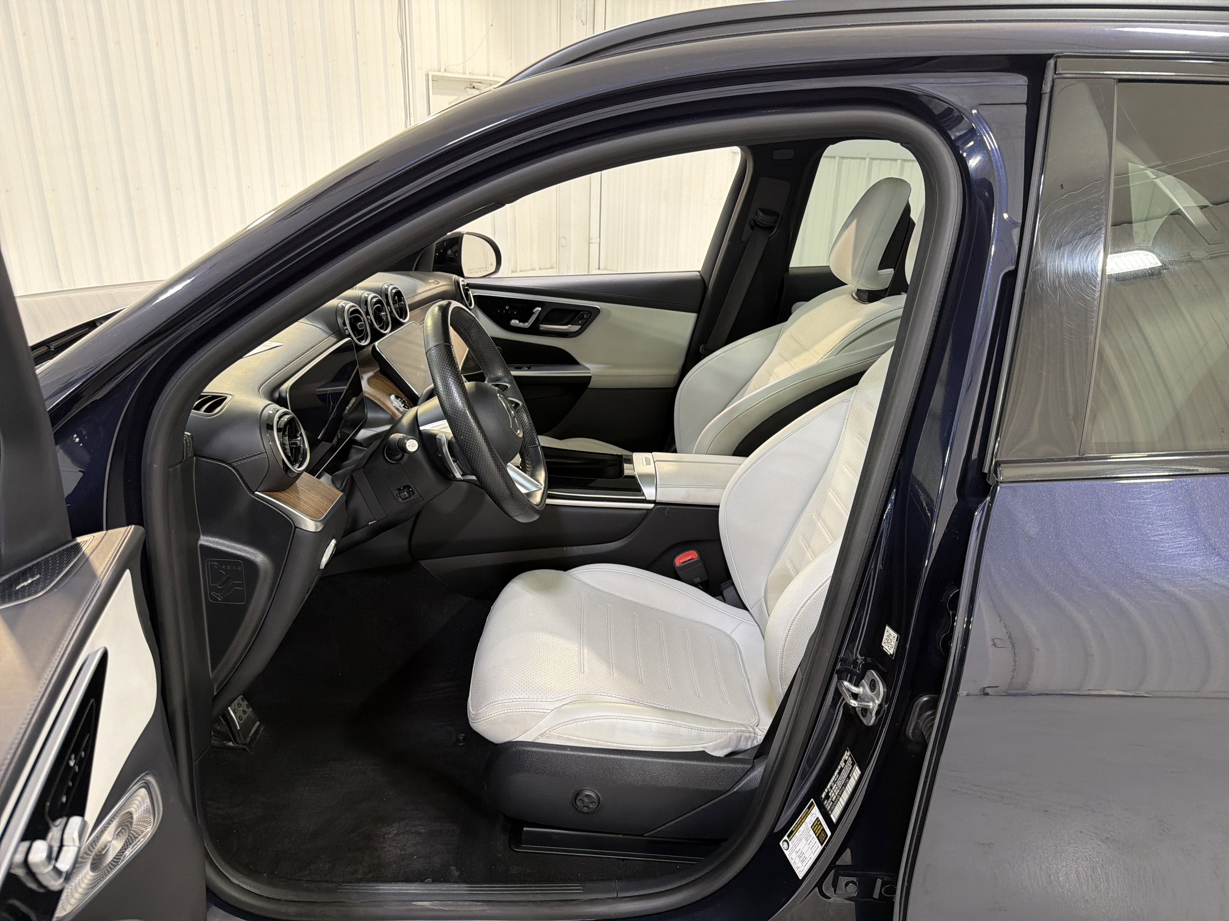 2023 Mercedes-Benz GLC GLC 300