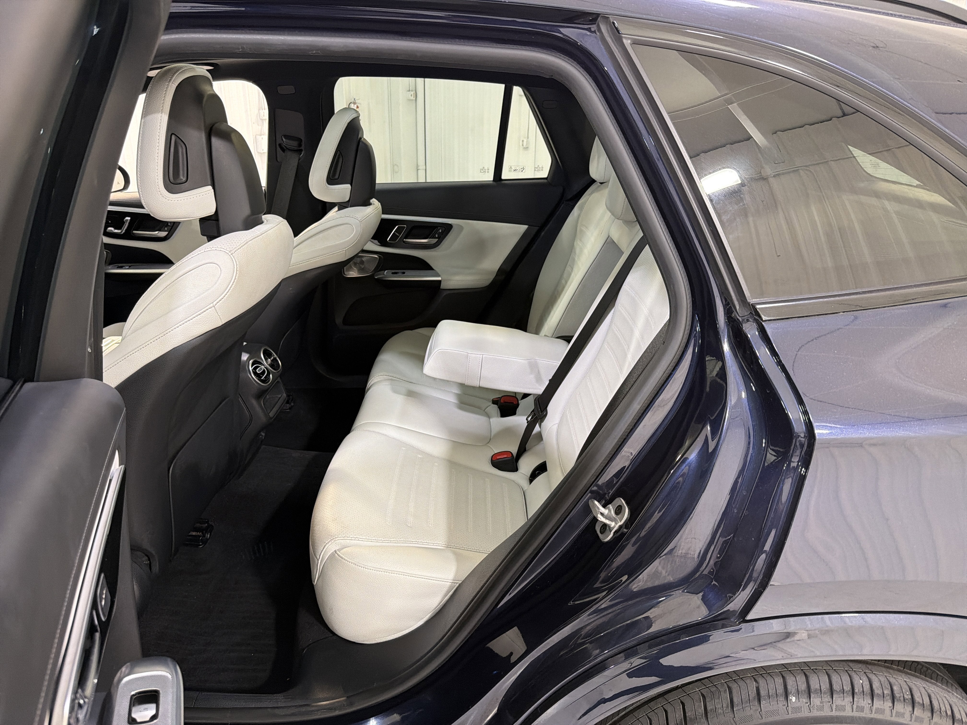 2023 Mercedes-Benz GLC GLC 300