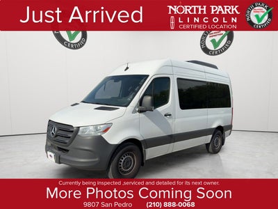 2024 Mercedes-Benz Sprinter Passenger Van HIgh Roof 2500 Standard Roof I4 Diesel 144" RWD