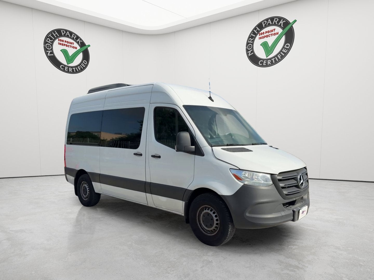 2024 Mercedes-Benz Sprinter Passenger Van HIgh Roof 2500 Standard Roof I4 Diesel 144" RWD