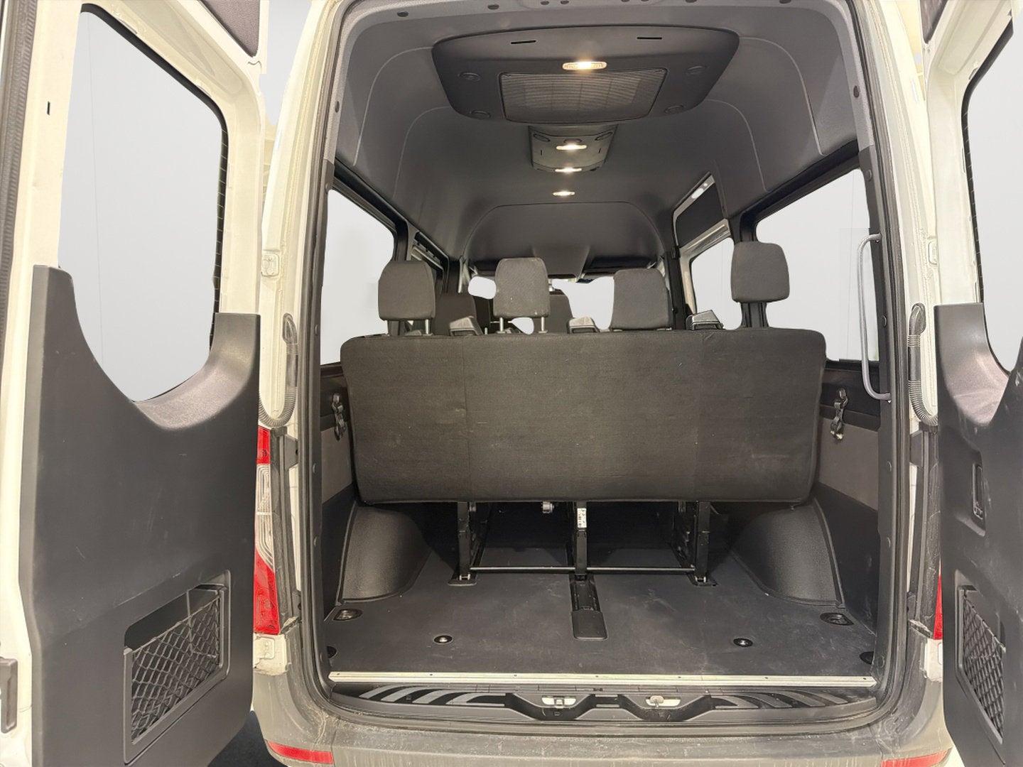2025 Mercedes-Benz Sprinter Passenger Van Passenger 144 WB