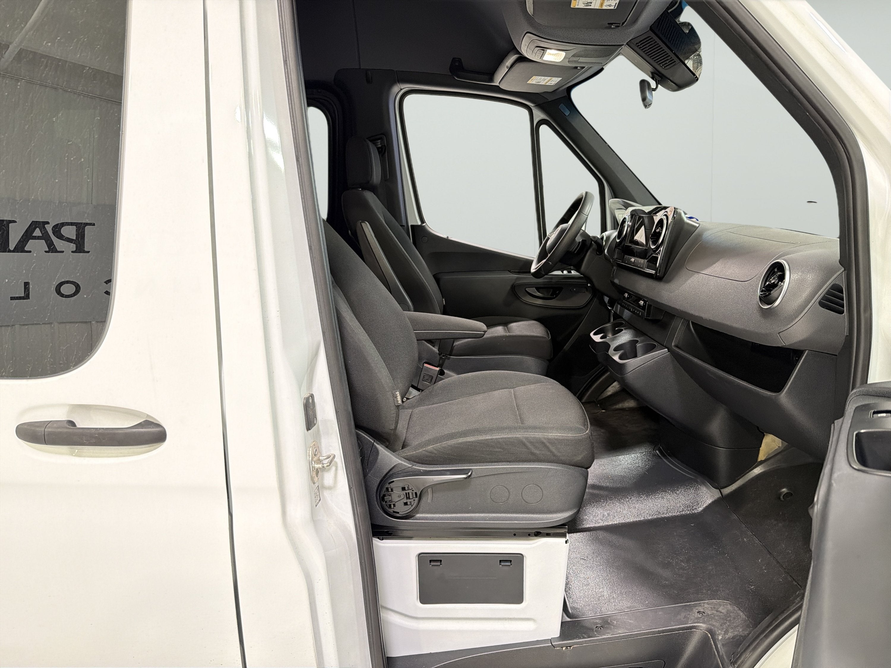 2025 Mercedes-Benz Sprinter Passenger Van Passenger 144 WB