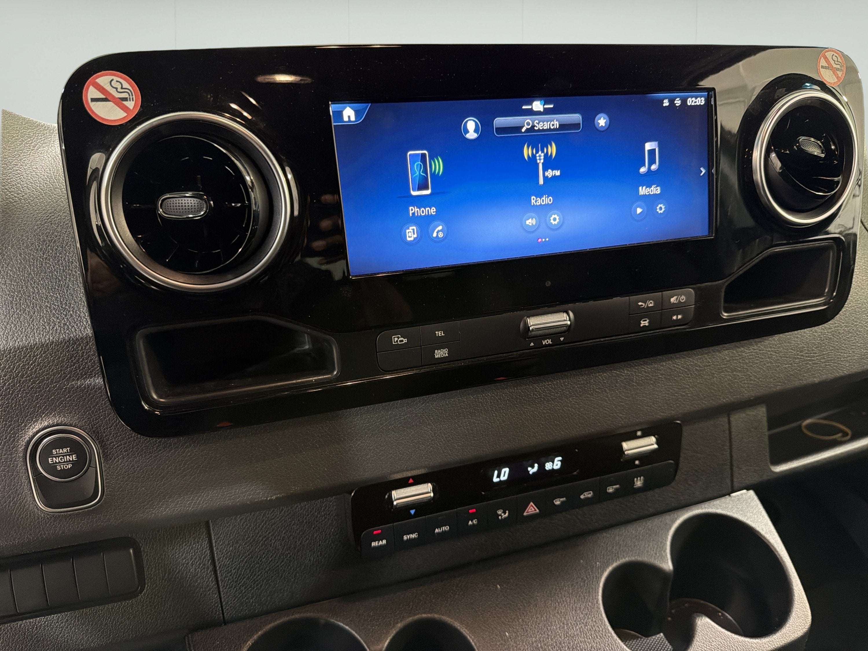 2025 Mercedes-Benz Sprinter Passenger Van Passenger 144 WB