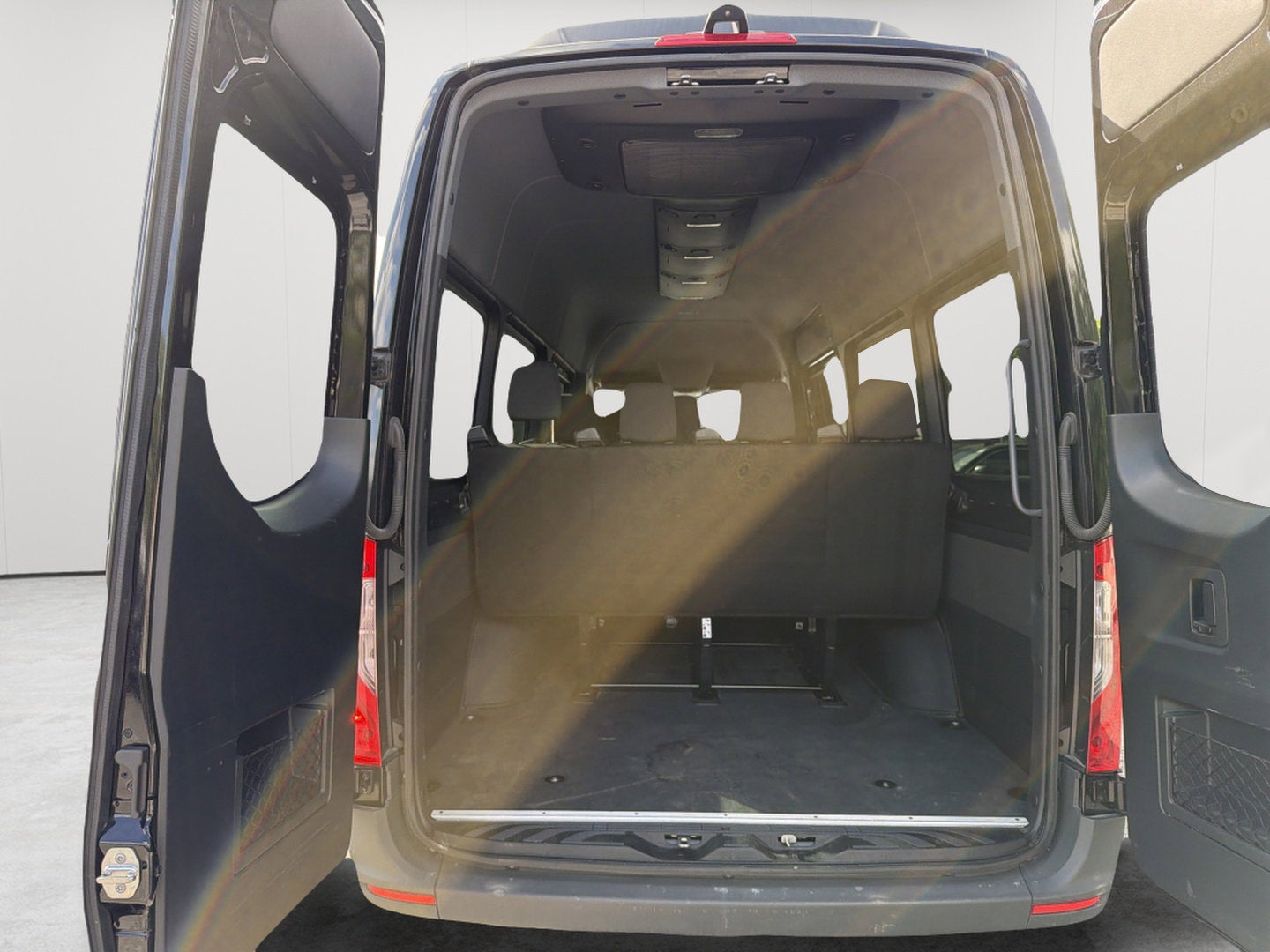 2025 Mercedes-Benz Sprinter Passenger Van Passenger 170 WB