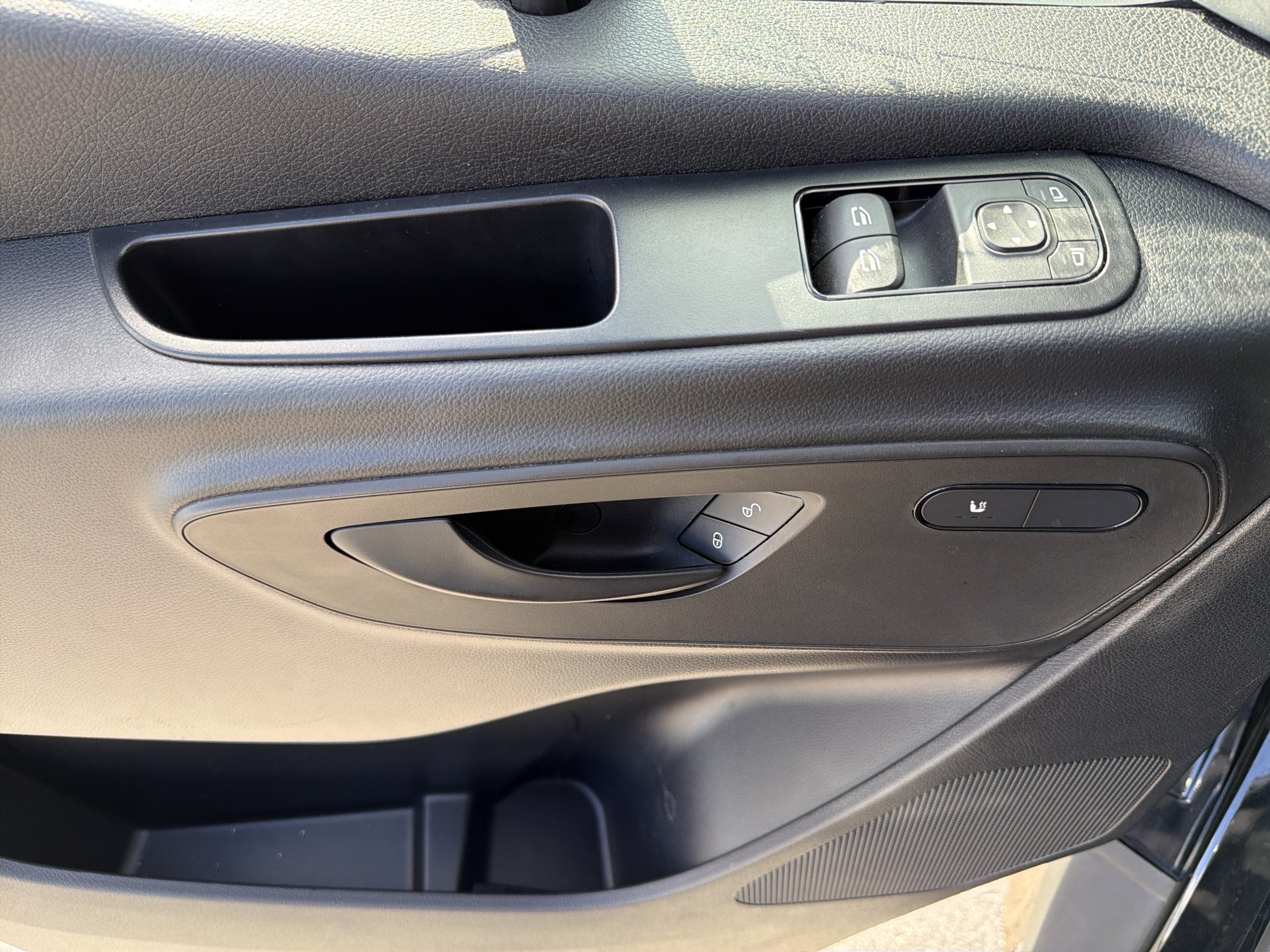 2025 Mercedes-Benz Sprinter Passenger Van Passenger 170 WB