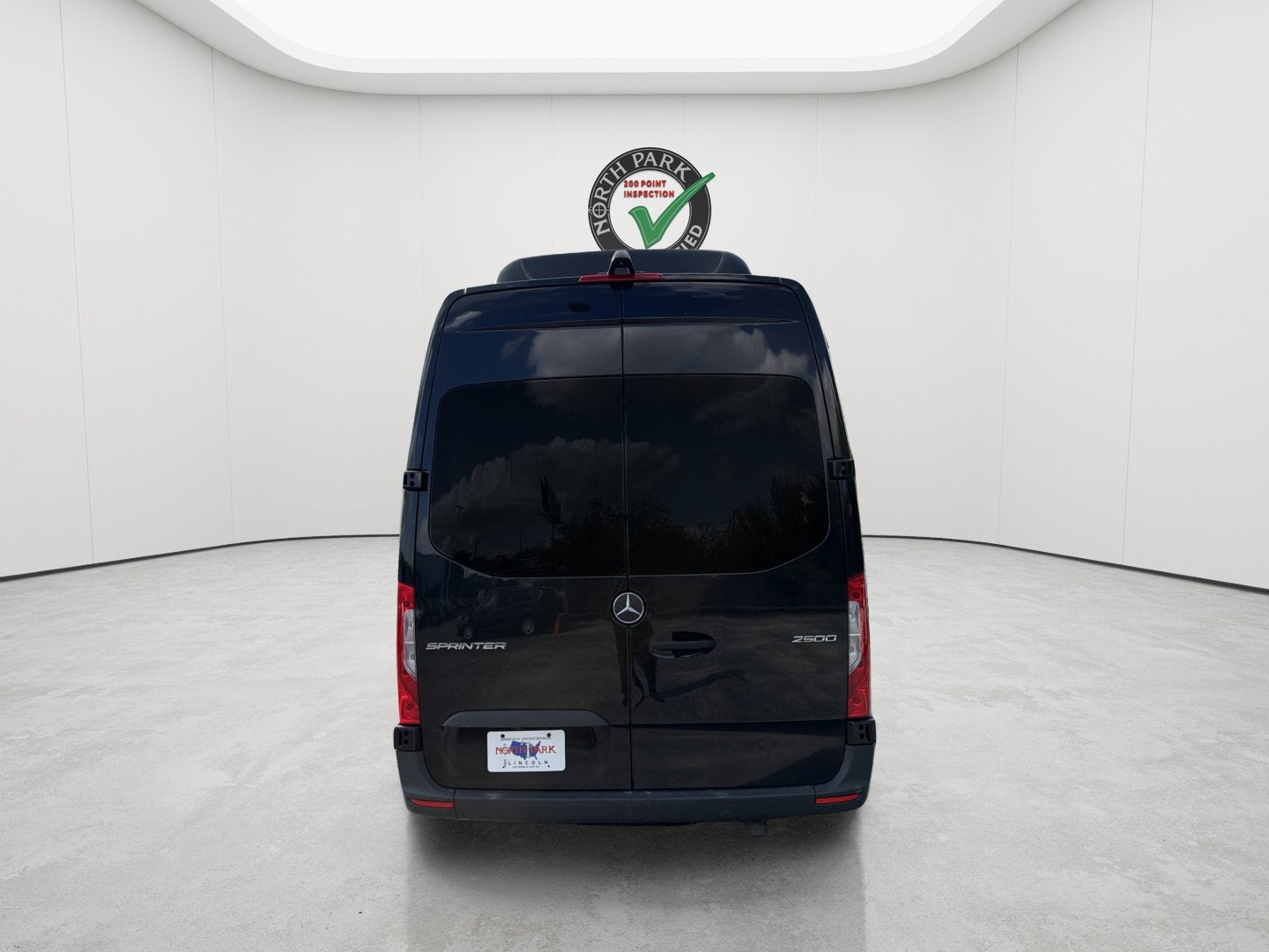 2025 Mercedes-Benz Sprinter Passenger Van Passenger 170 WB