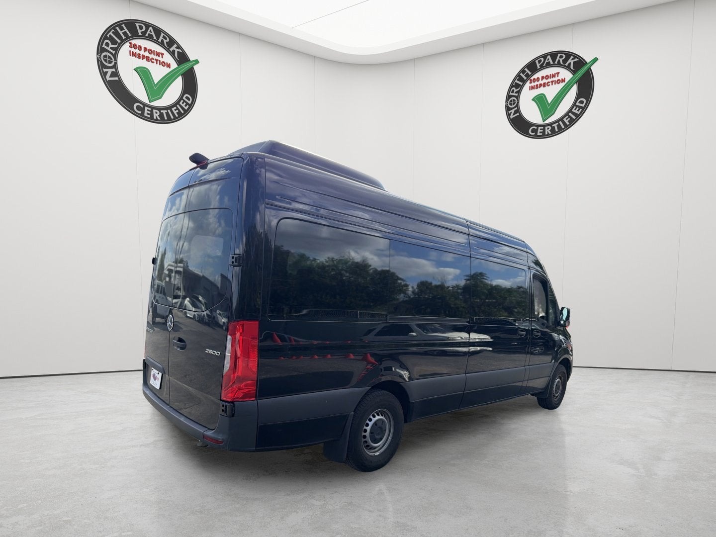 2025 Mercedes-Benz Sprinter Passenger Van Passenger 170 WB