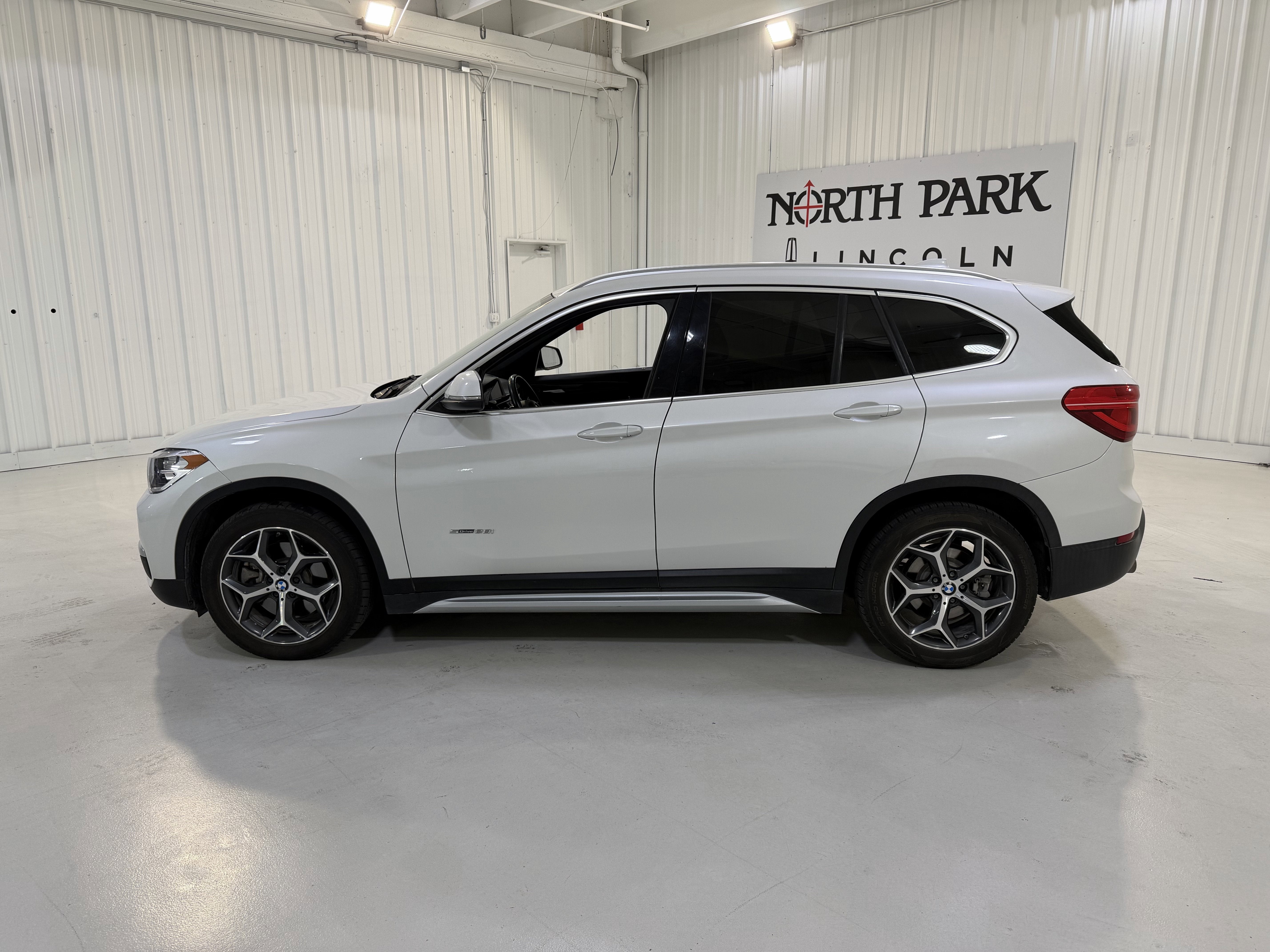 2017 BMW X1 sDrive28i